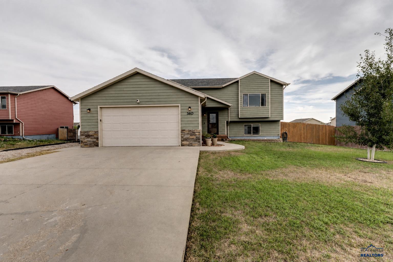 360 EDELWEISS LN