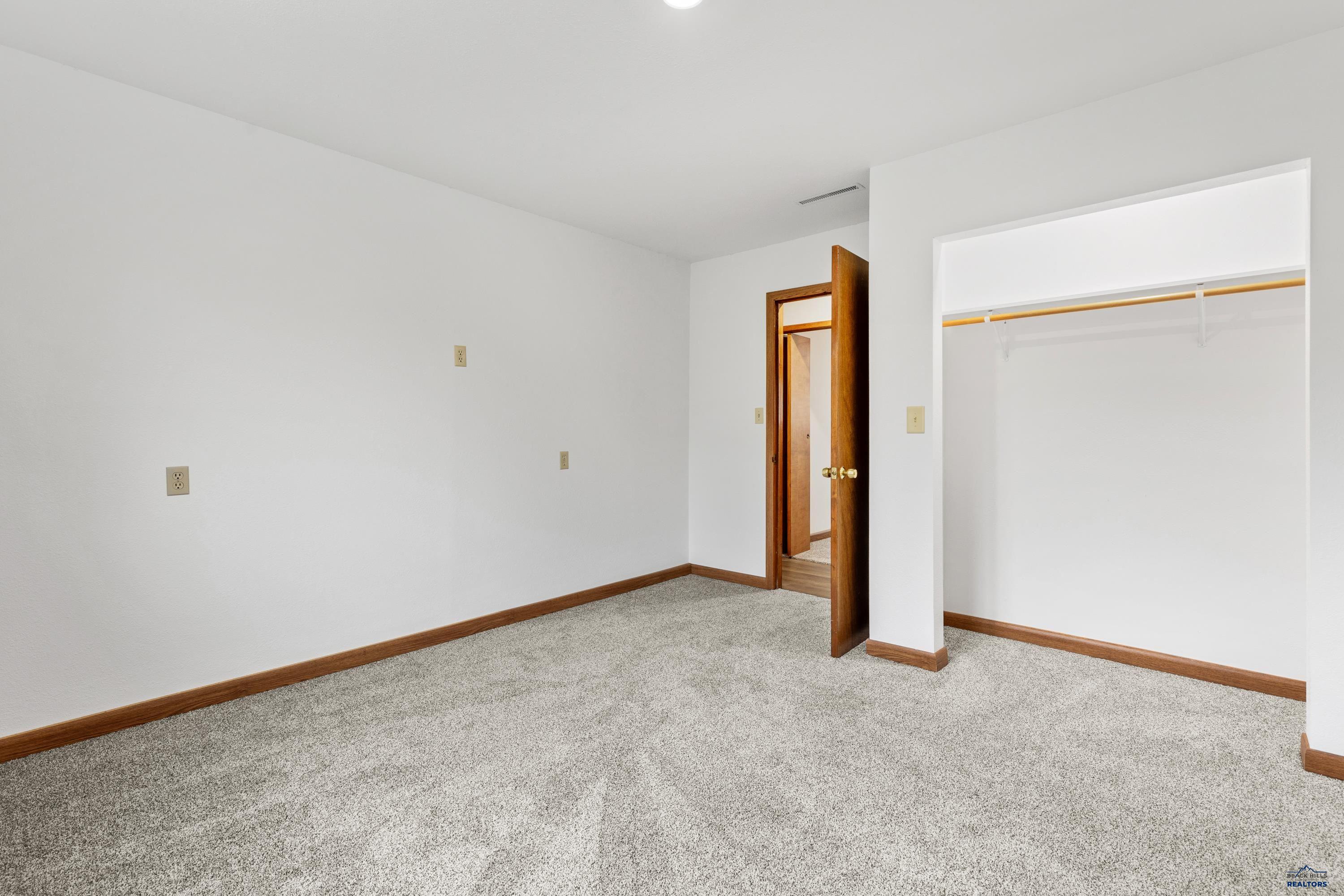 New Underwood, South Dakota 57761, United States, 4 Bedrooms Bedrooms, ,2 BathroomsBathrooms,Residential,Contingent,54678