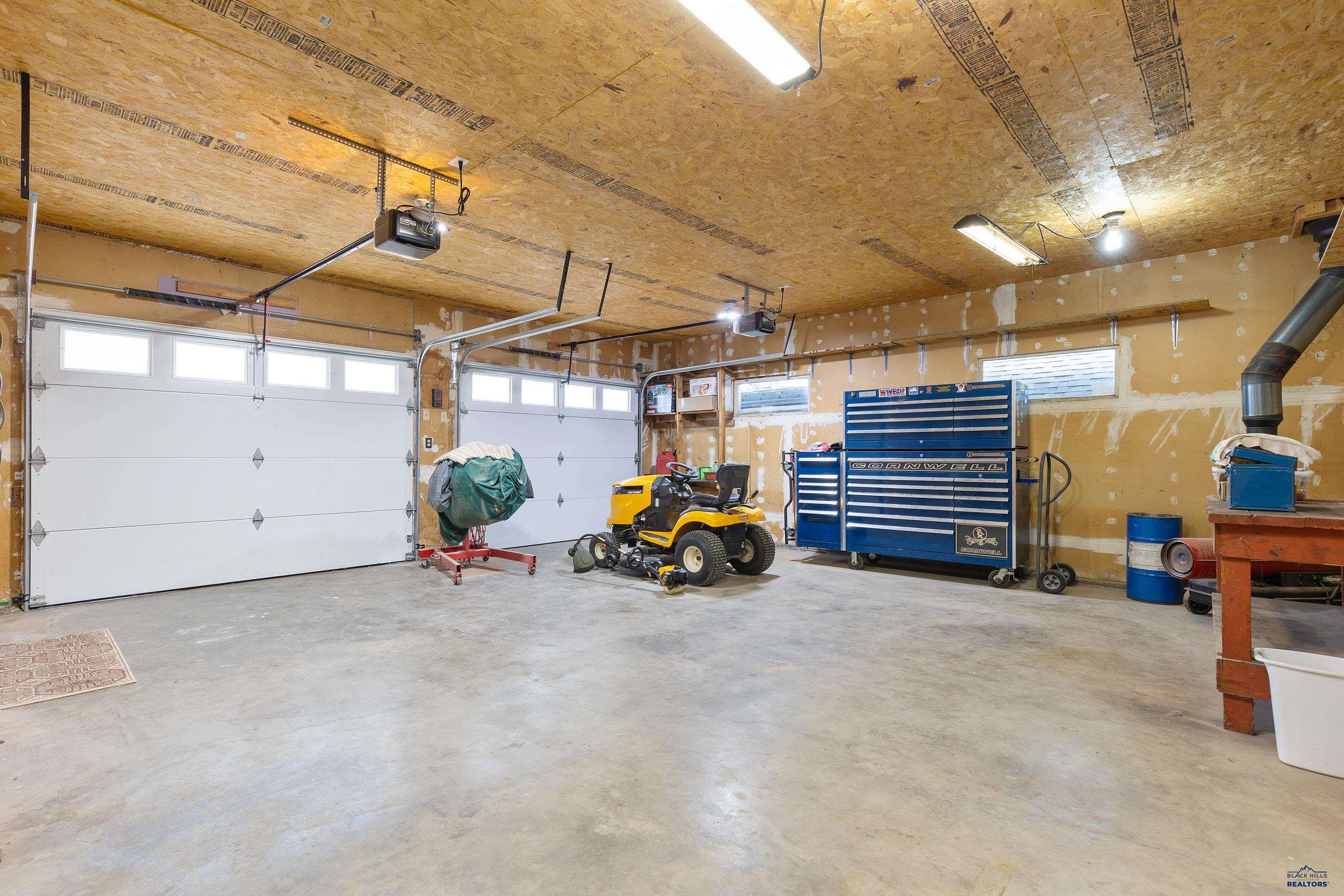 New Underwood, South Dakota 57761, United States, 4 Bedrooms Bedrooms, ,2 BathroomsBathrooms,Residential,Contingent,54678