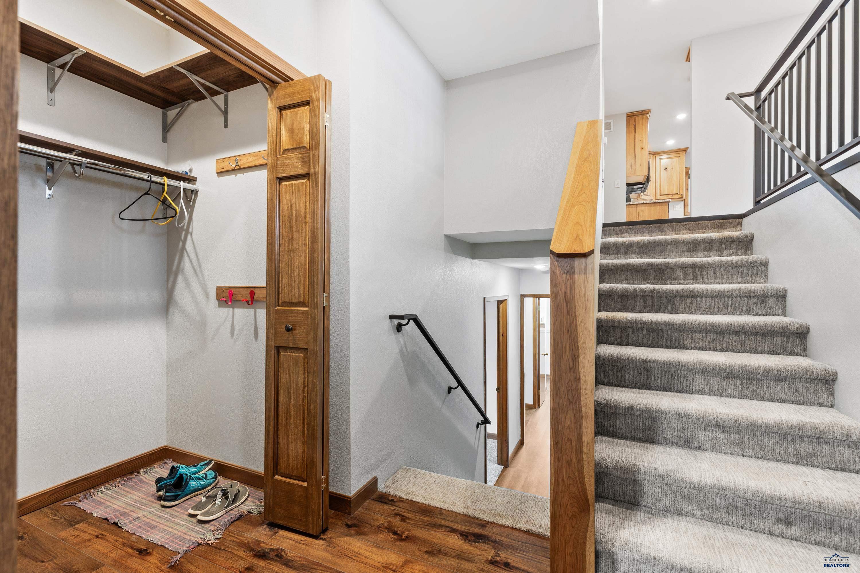 New Underwood, South Dakota 57761, United States, 4 Bedrooms Bedrooms, ,2 BathroomsBathrooms,Residential,Contingent,54678