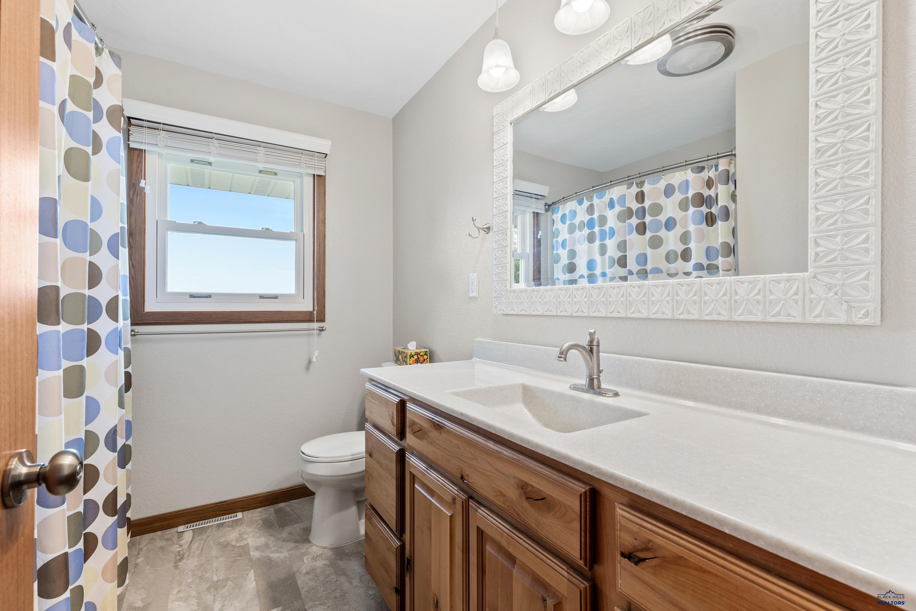 New Underwood, South Dakota 57761, United States, 4 Bedrooms Bedrooms, ,2 BathroomsBathrooms,Residential,Contingent,54678