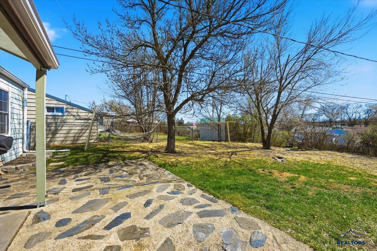133 E ST FRANCIS