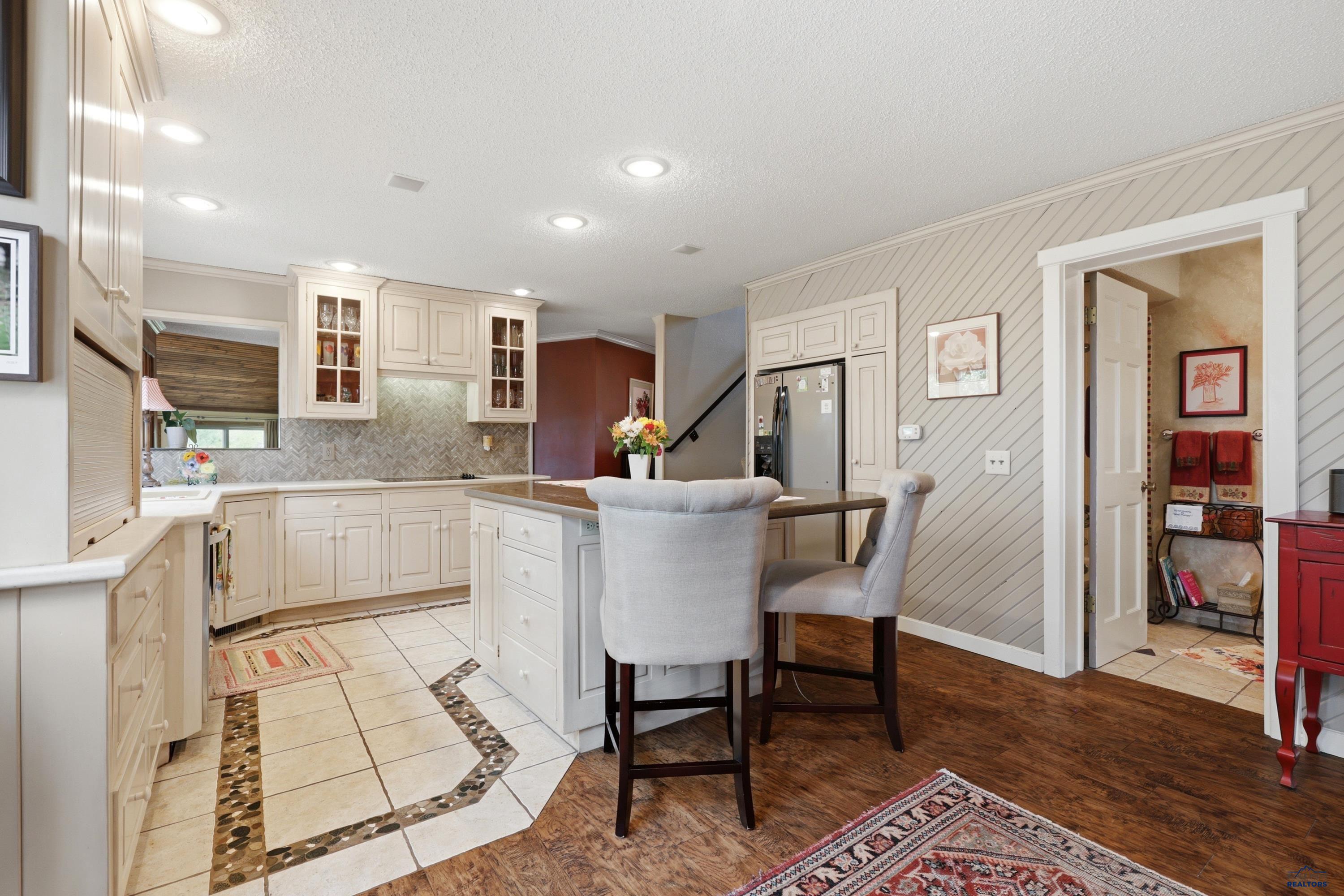 4338 TIMBERLANE PL