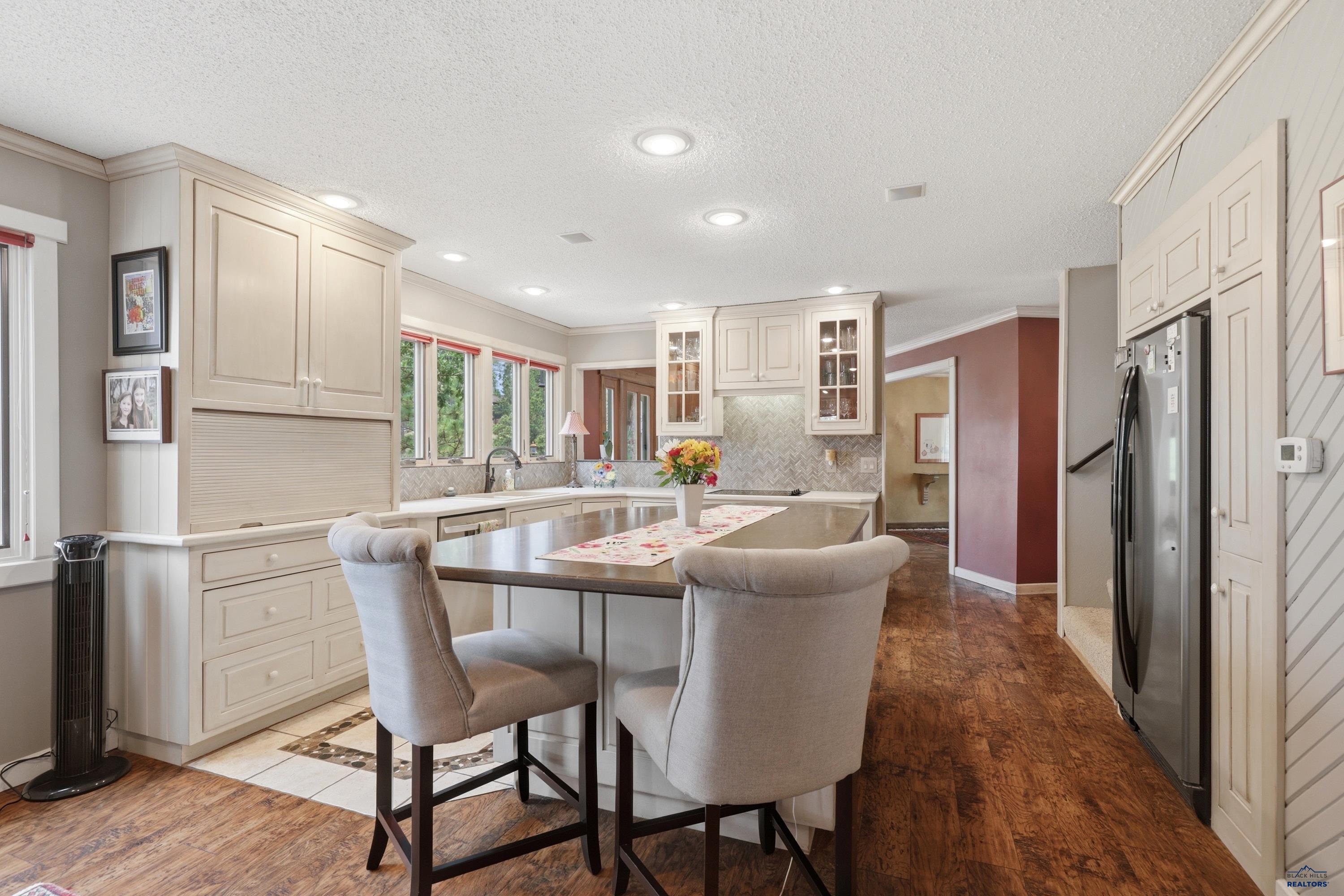 4338 TIMBERLANE PL