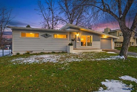 2322 LOCKWOOD DR Rapid City SD 57702