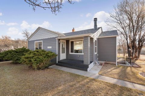 2012 MONTE VISTA DR Rapid City SD 57702