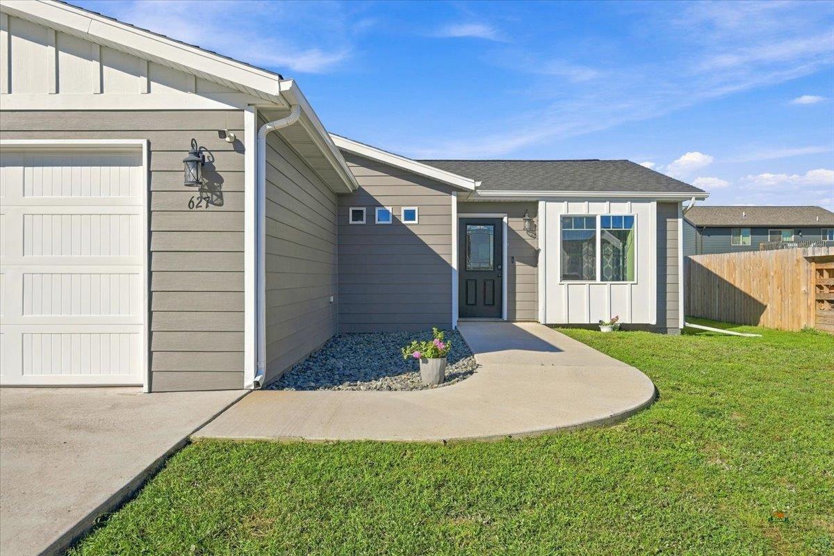 627 BOMBER WAY