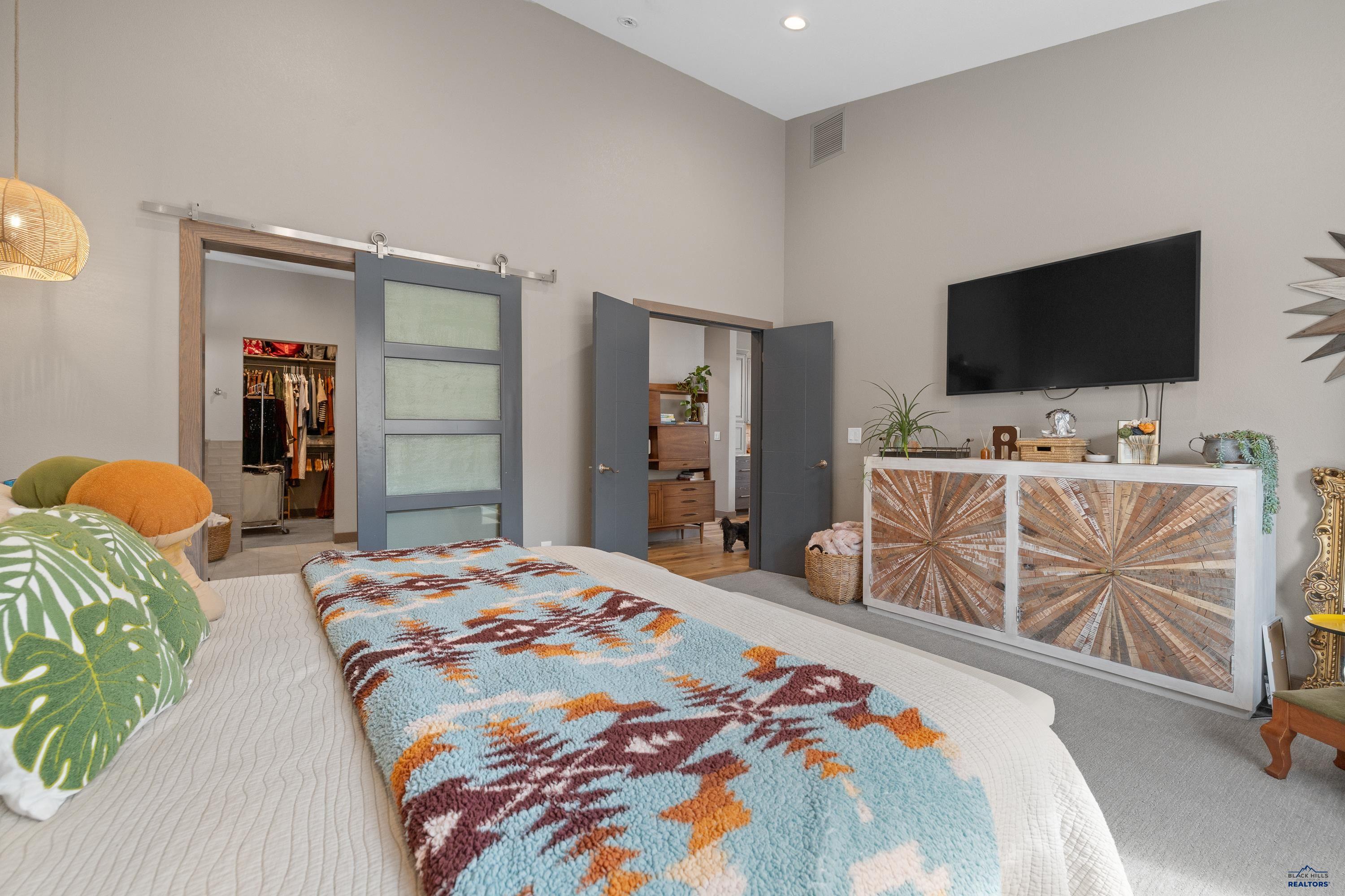 Rapid City, South Dakota, 57702, United States, 5 Bedrooms Bedrooms, ,5 BathroomsBathrooms,Residential,Active,2027765