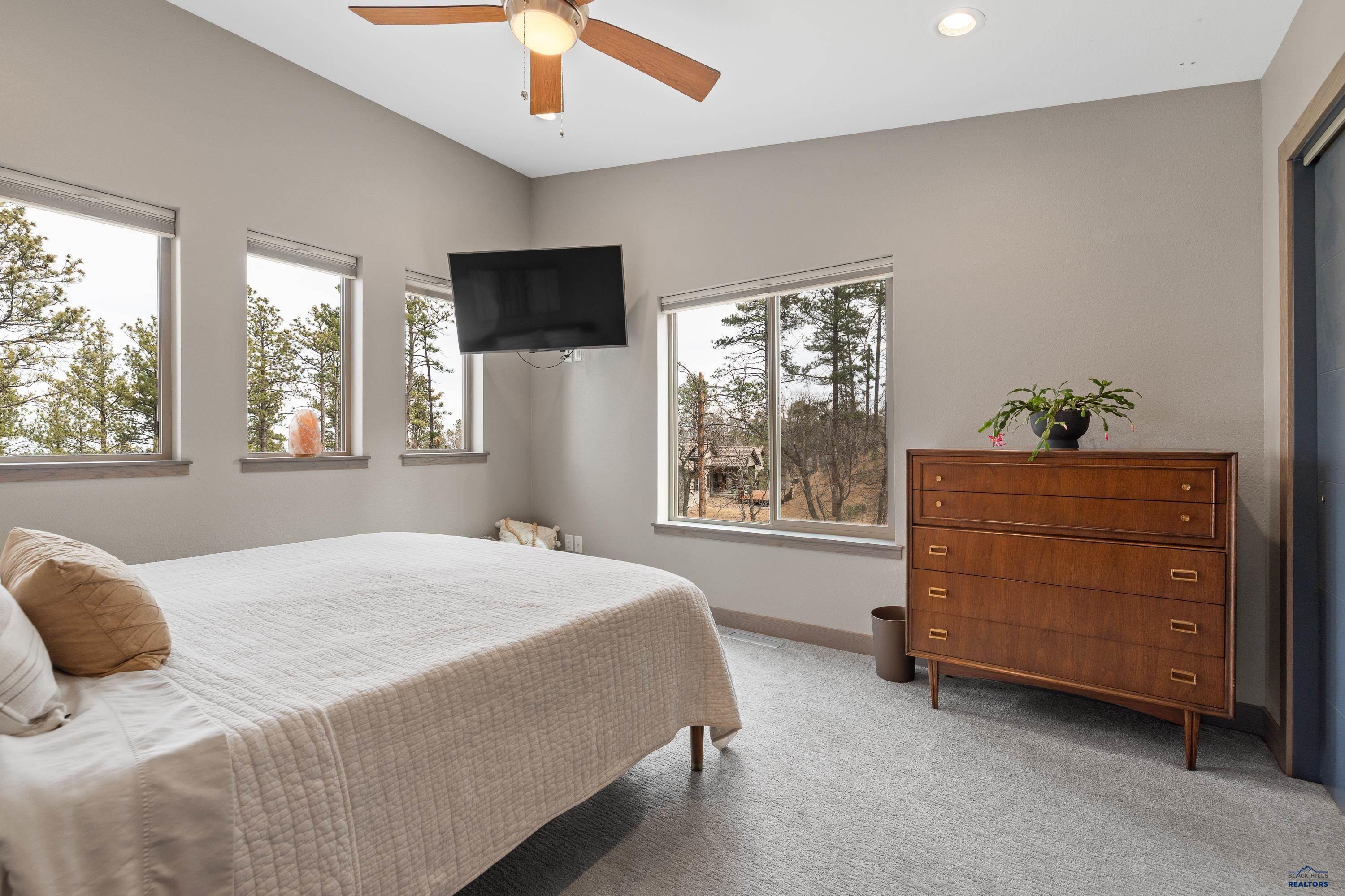 Rapid City, South Dakota, 57702, United States, 5 Bedrooms Bedrooms, ,5 BathroomsBathrooms,Residential,Active,2027765