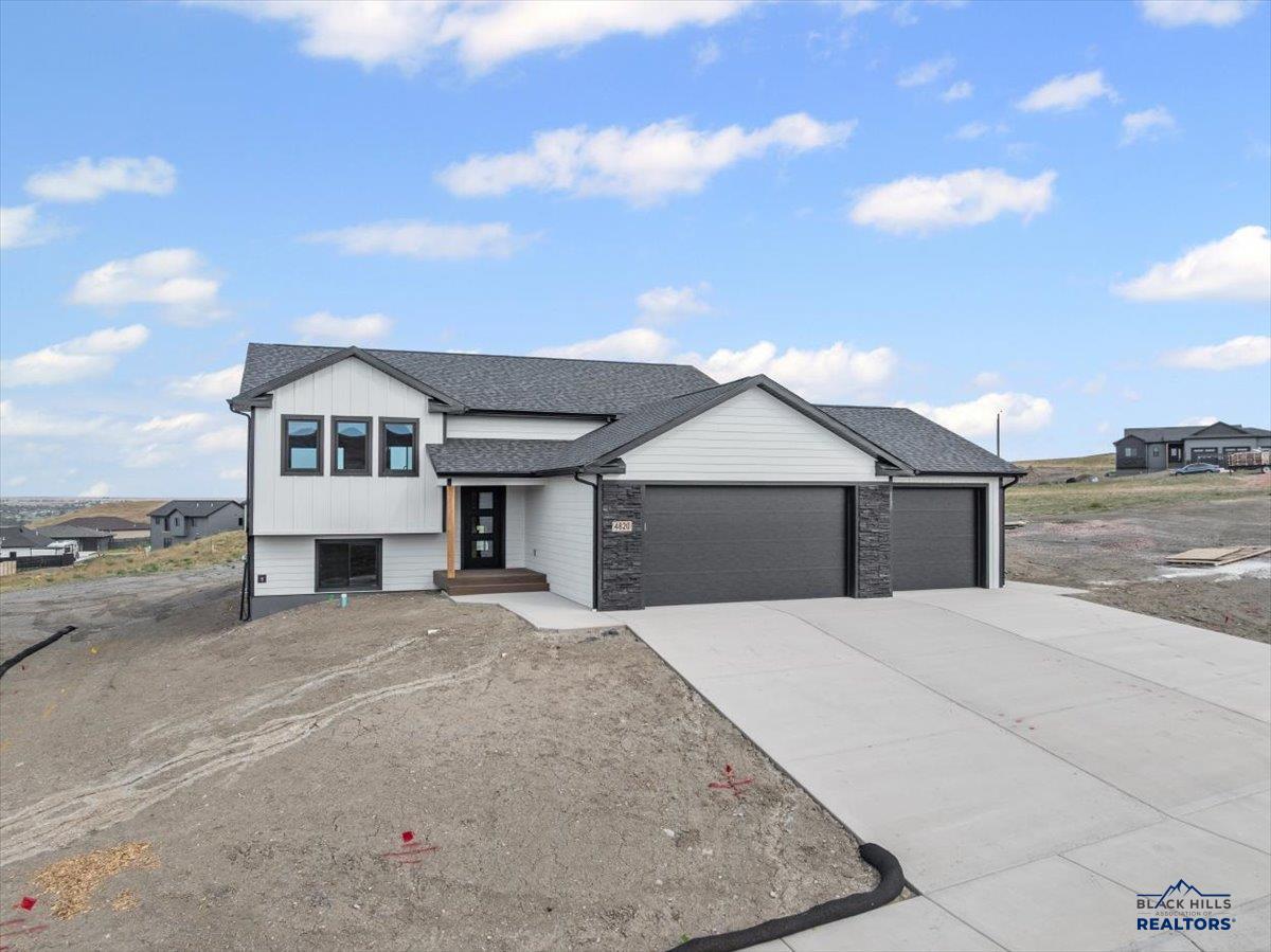 4820 PAHLMEYER DR