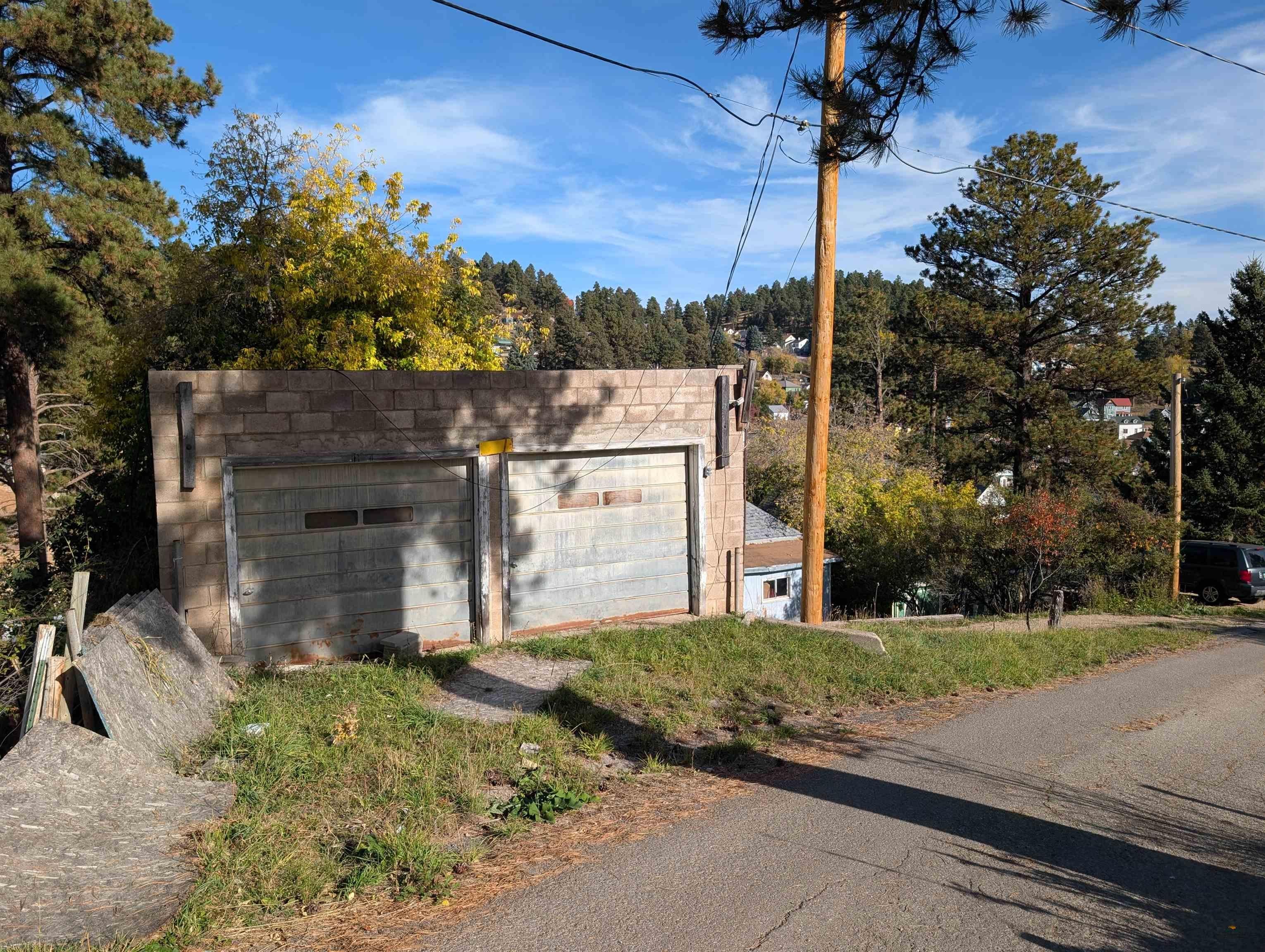817 HIGHLAND AVE