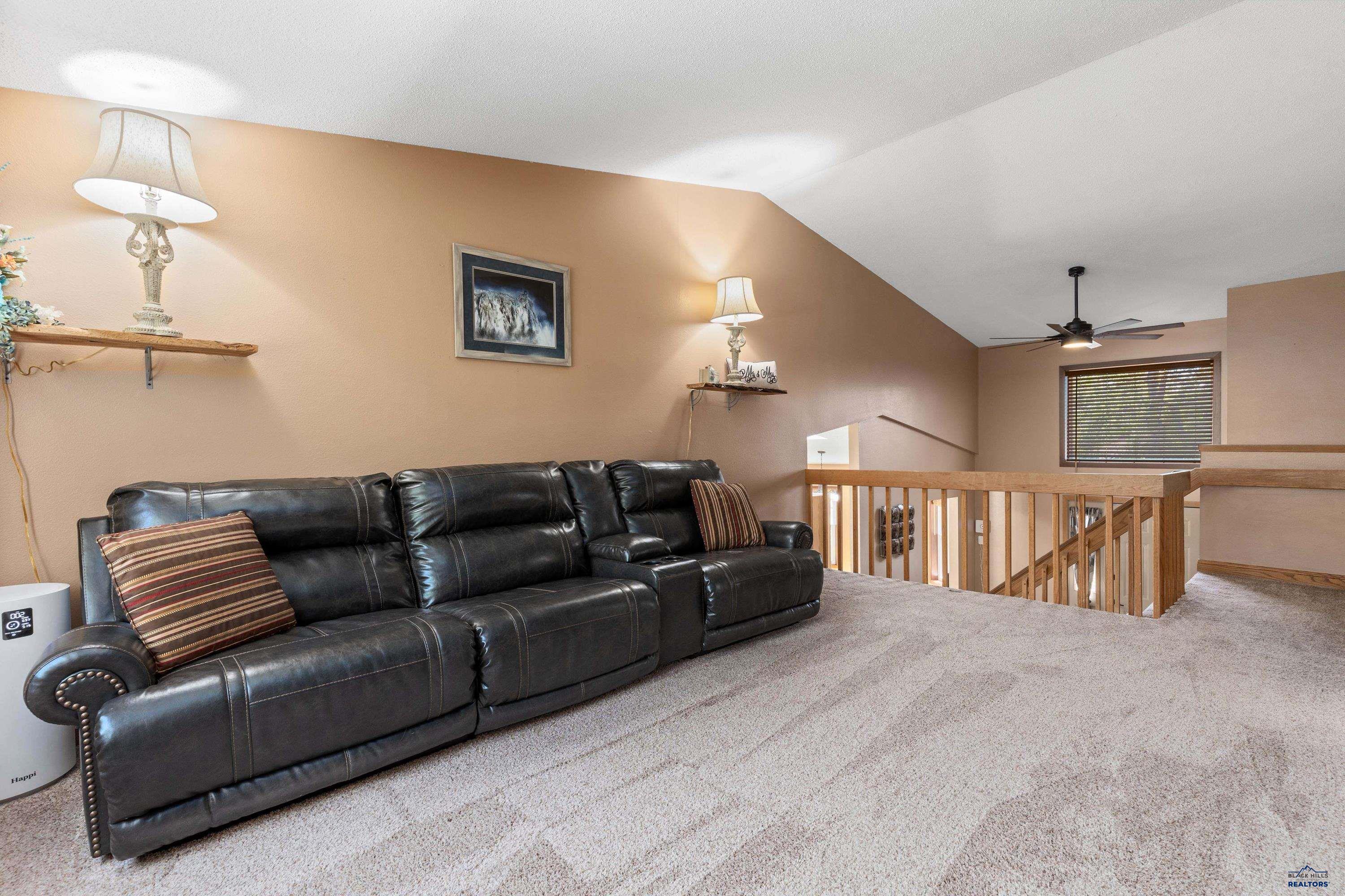 Rapid City, South Dakota 57701, United States, 4 Bedrooms Bedrooms, ,2 BathroomsBathrooms,Residential,Pending,53593