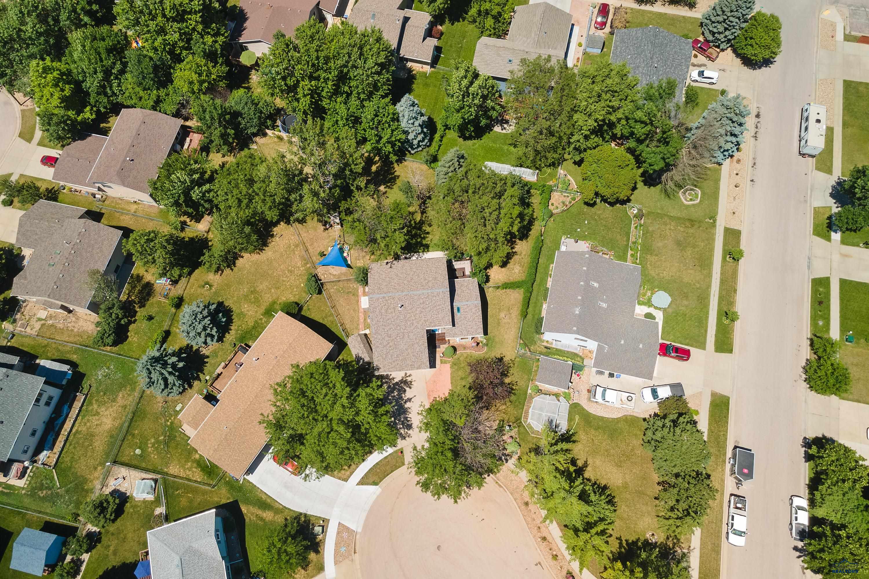 Rapid City, South Dakota 57701, United States, 4 Bedrooms Bedrooms, ,2 BathroomsBathrooms,Residential,Pending,53593