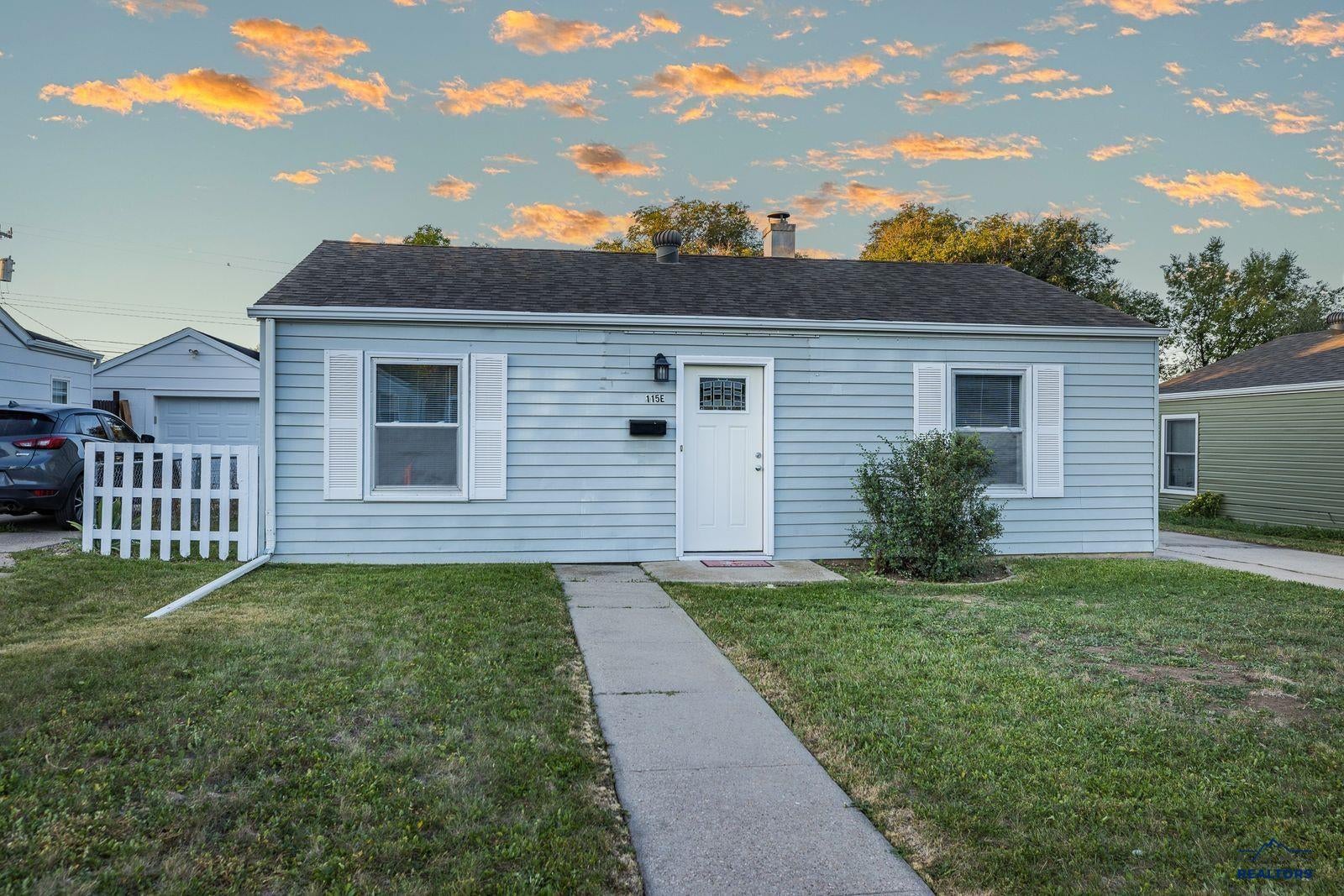 115 E ST ANDREW