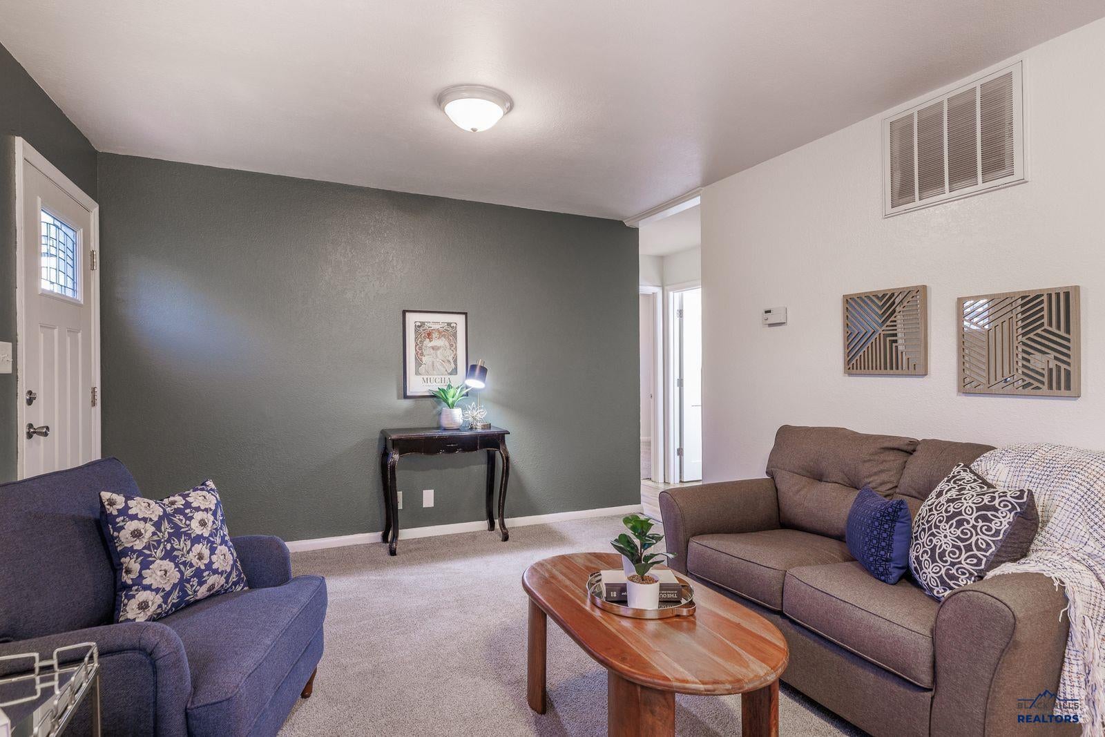 115 E ST ANDREW