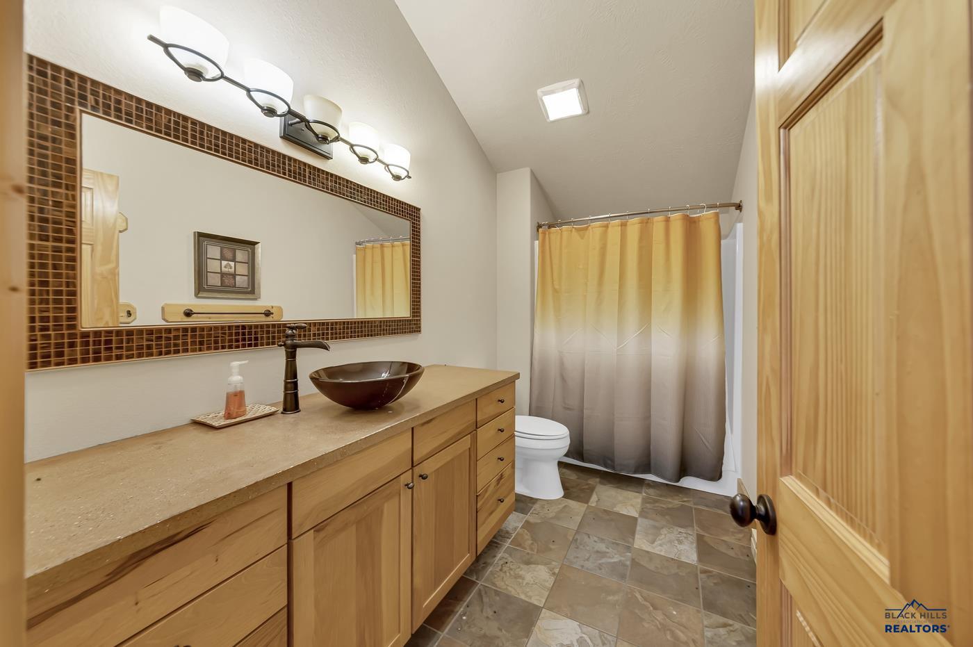 Lead, South Dakota, 57754, United States, 3 Bedrooms Bedrooms, ,3 BathroomsBathrooms,Residential,Active,2007127
