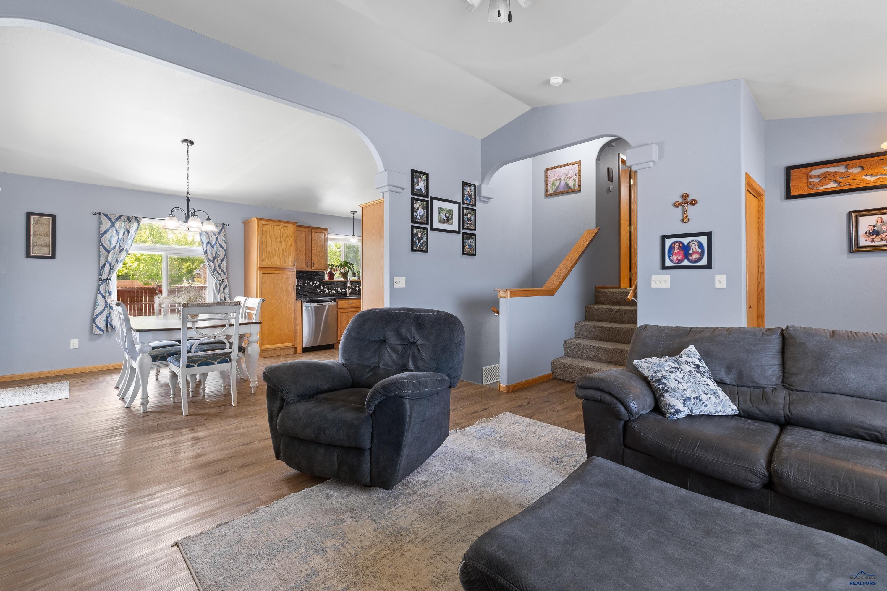 7285 BRIGHTON