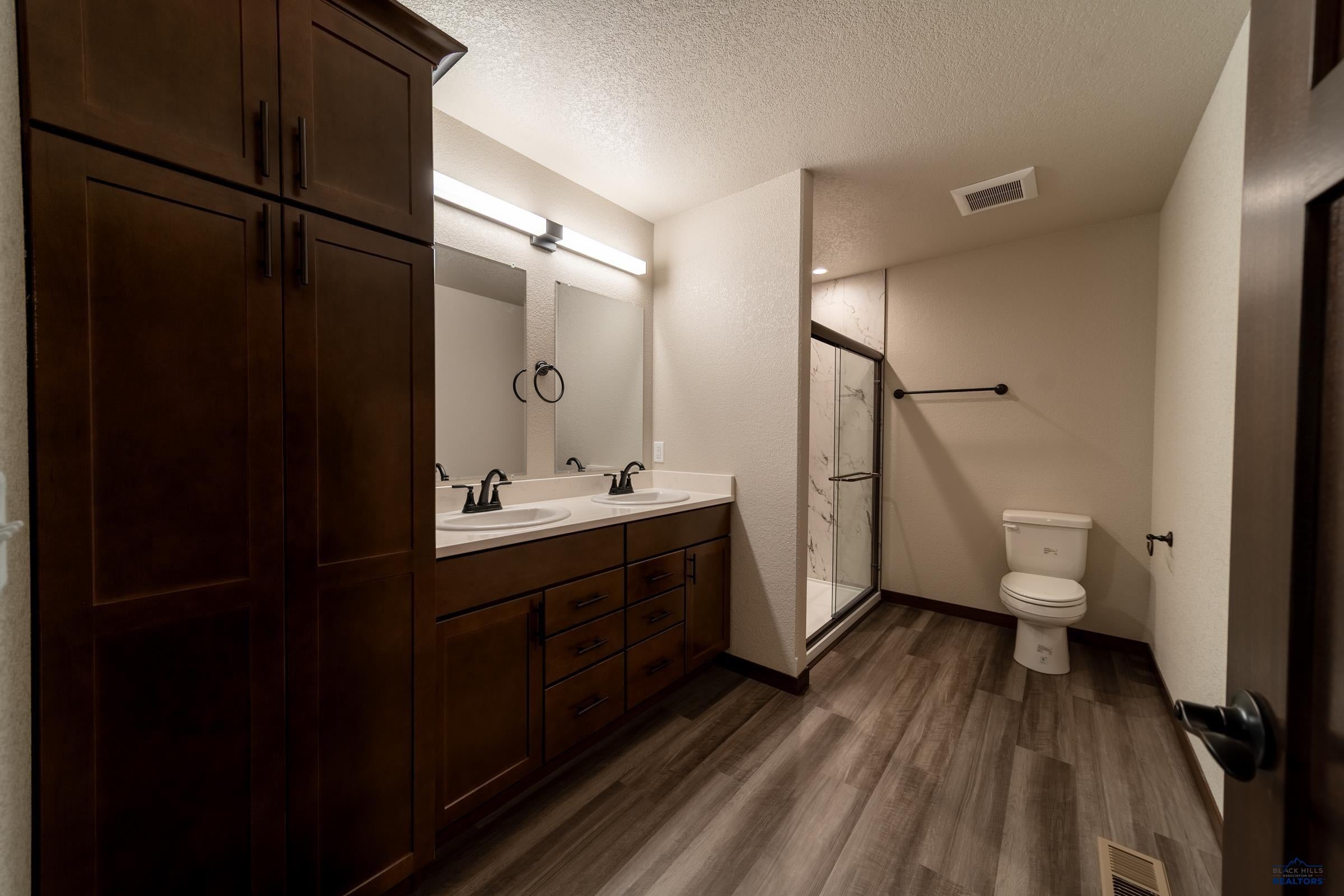 549 DENALI DR