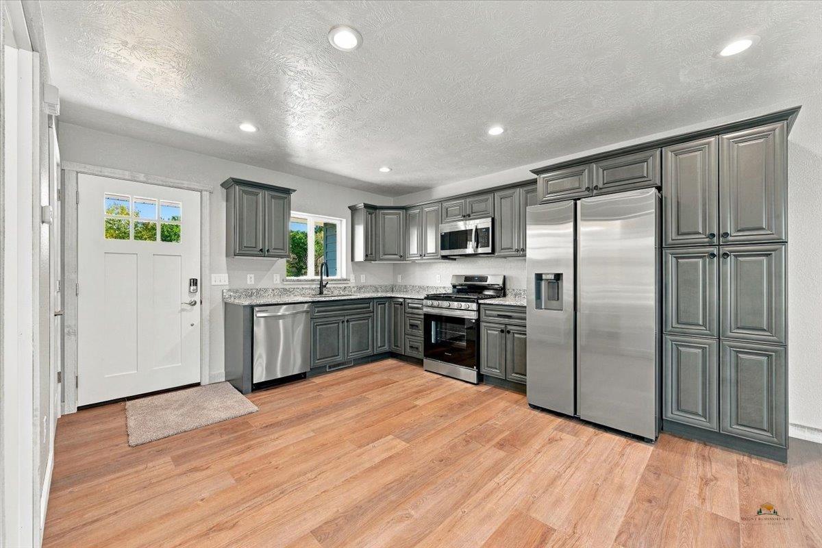 310 7TH ST