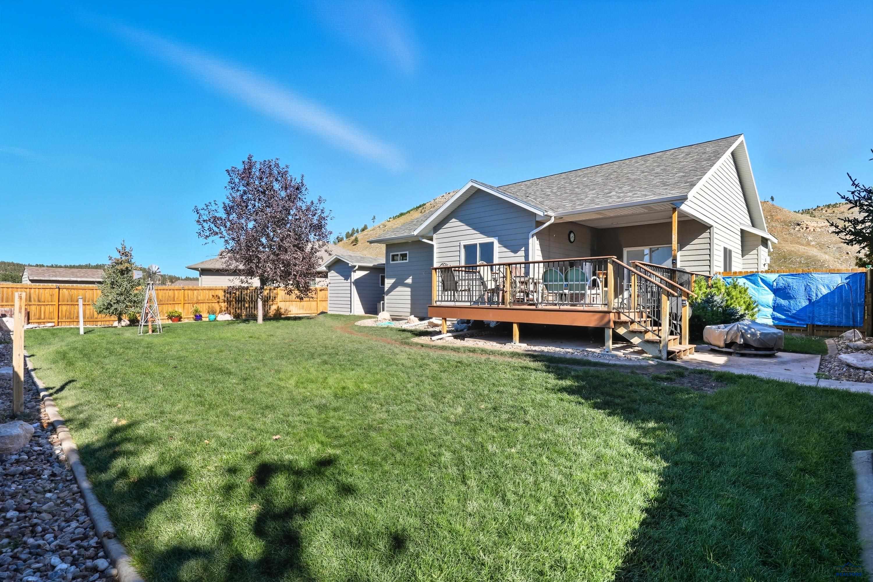 8055 STEAMBOAT RD