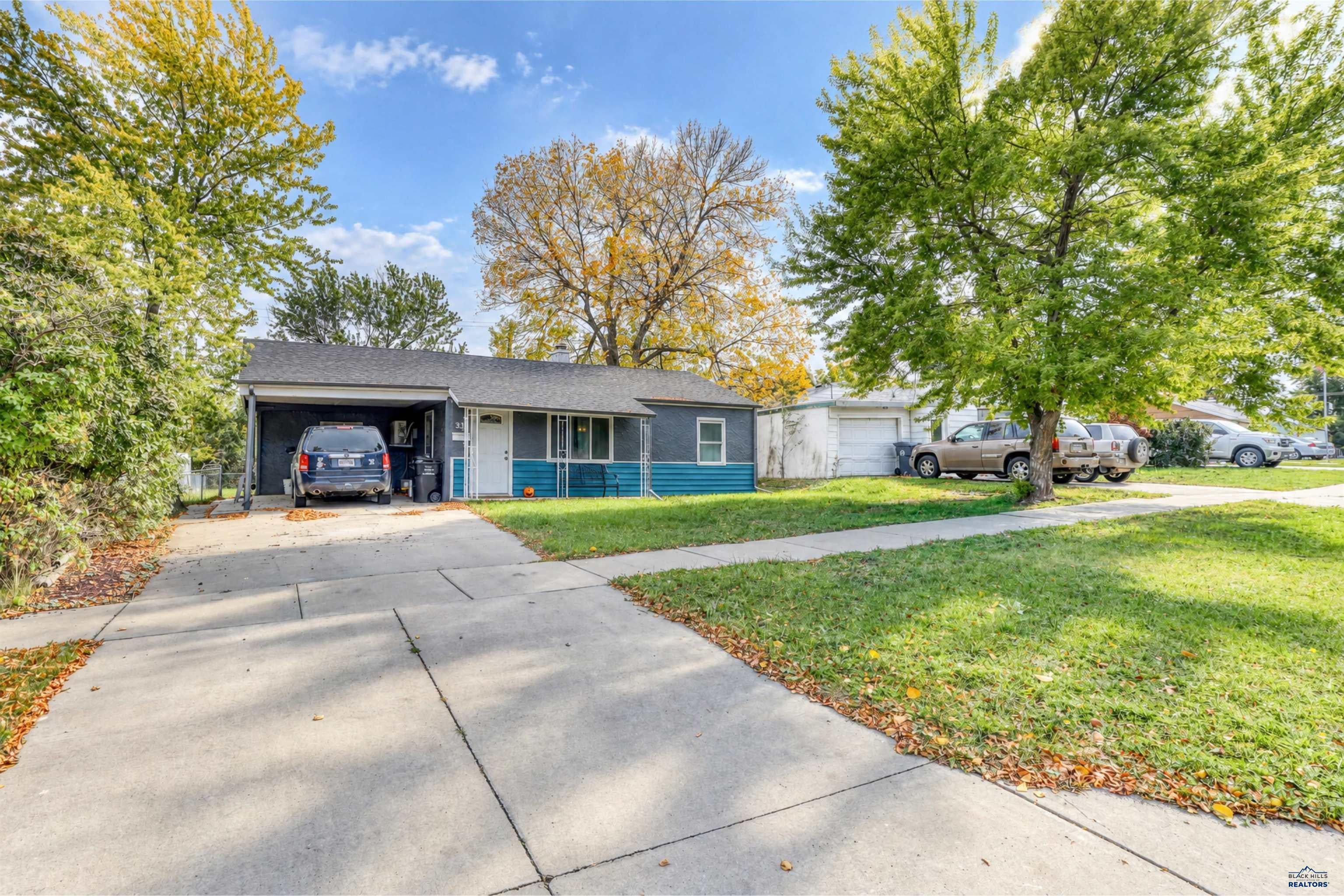 331 E ST FRANCIS