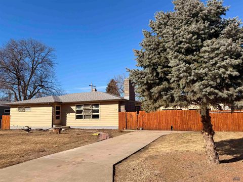 1220 E FRANKLIN Rapid City SD 57701