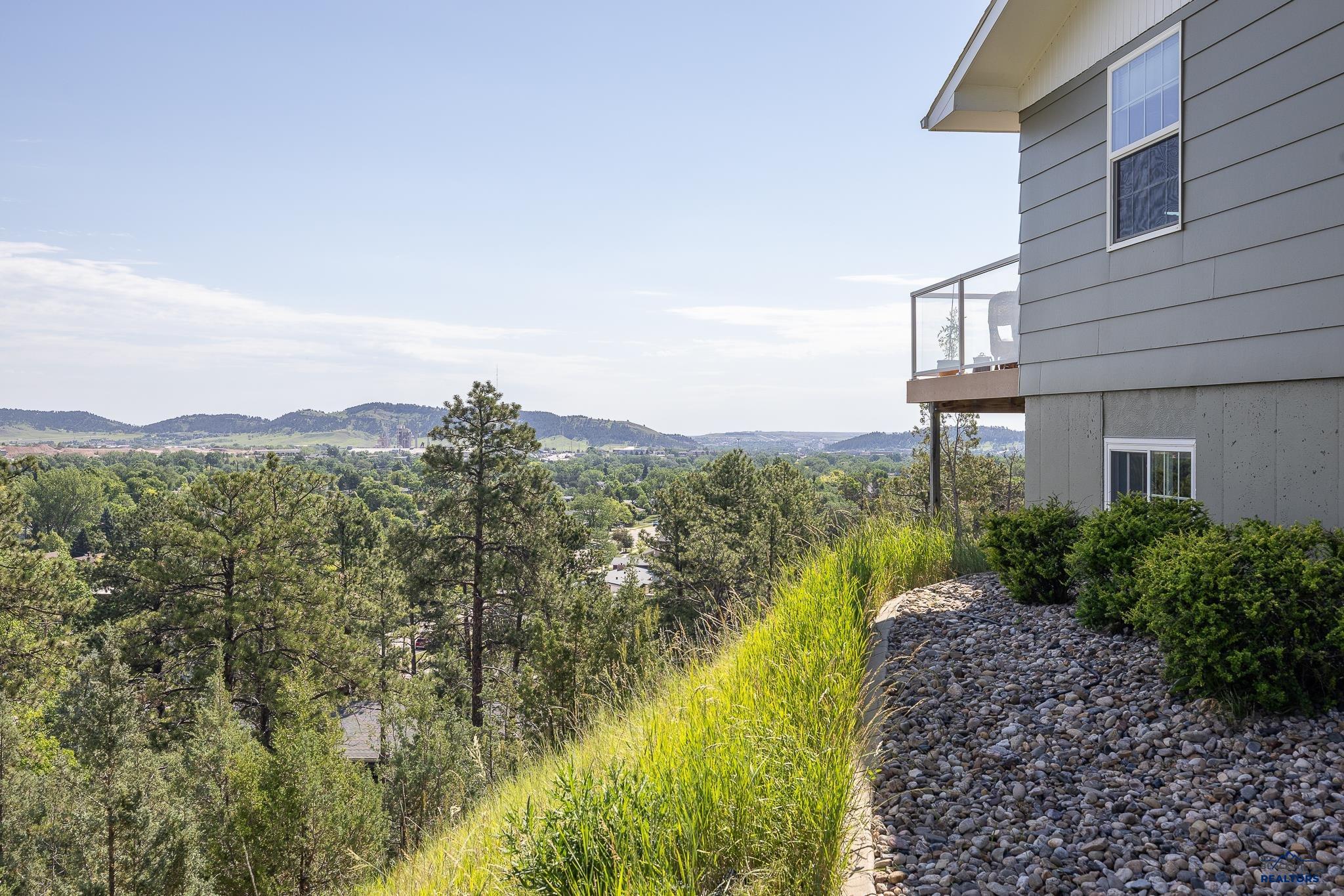 5109 PINEDALE HEIGHTS DR