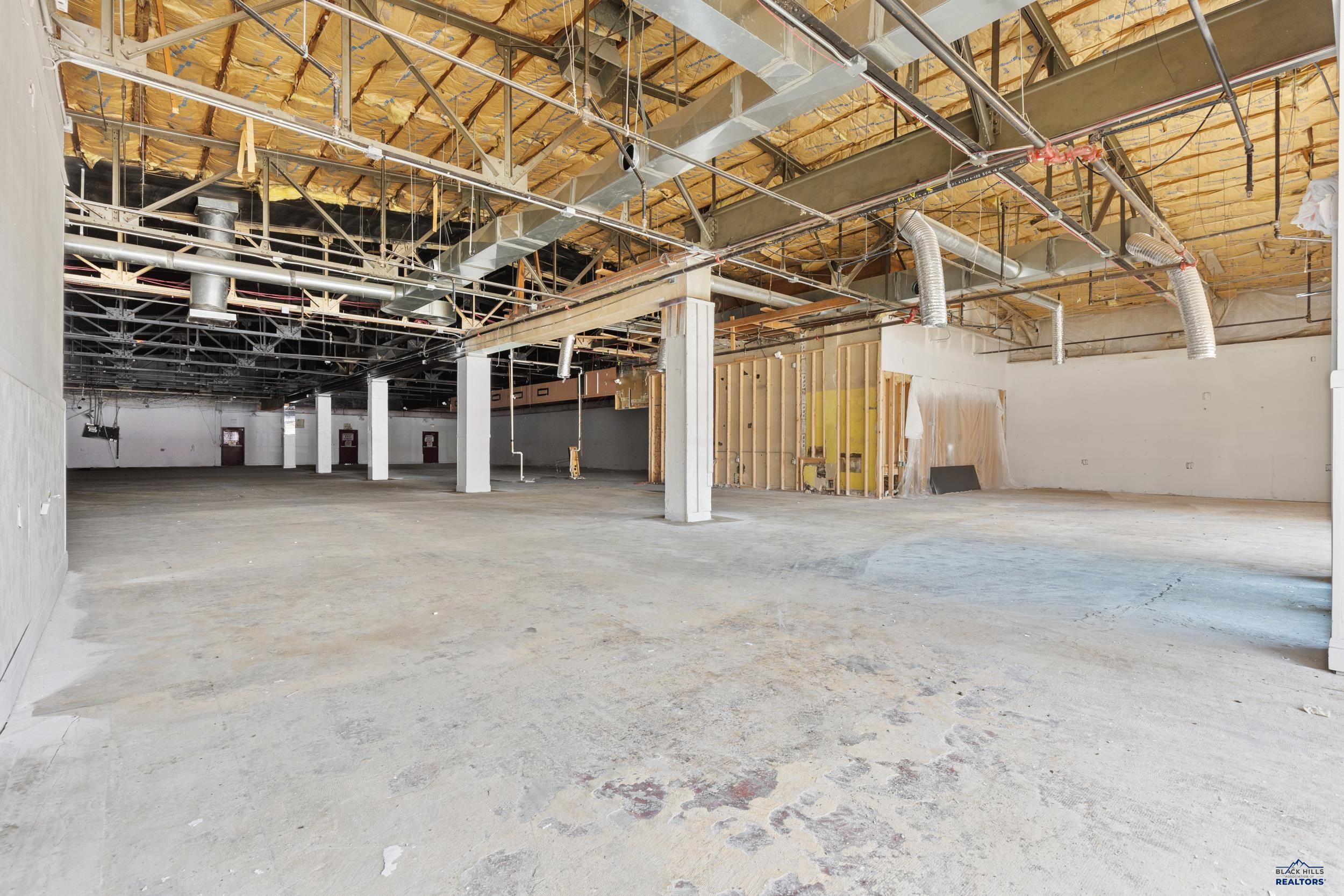 826 MAIN ST