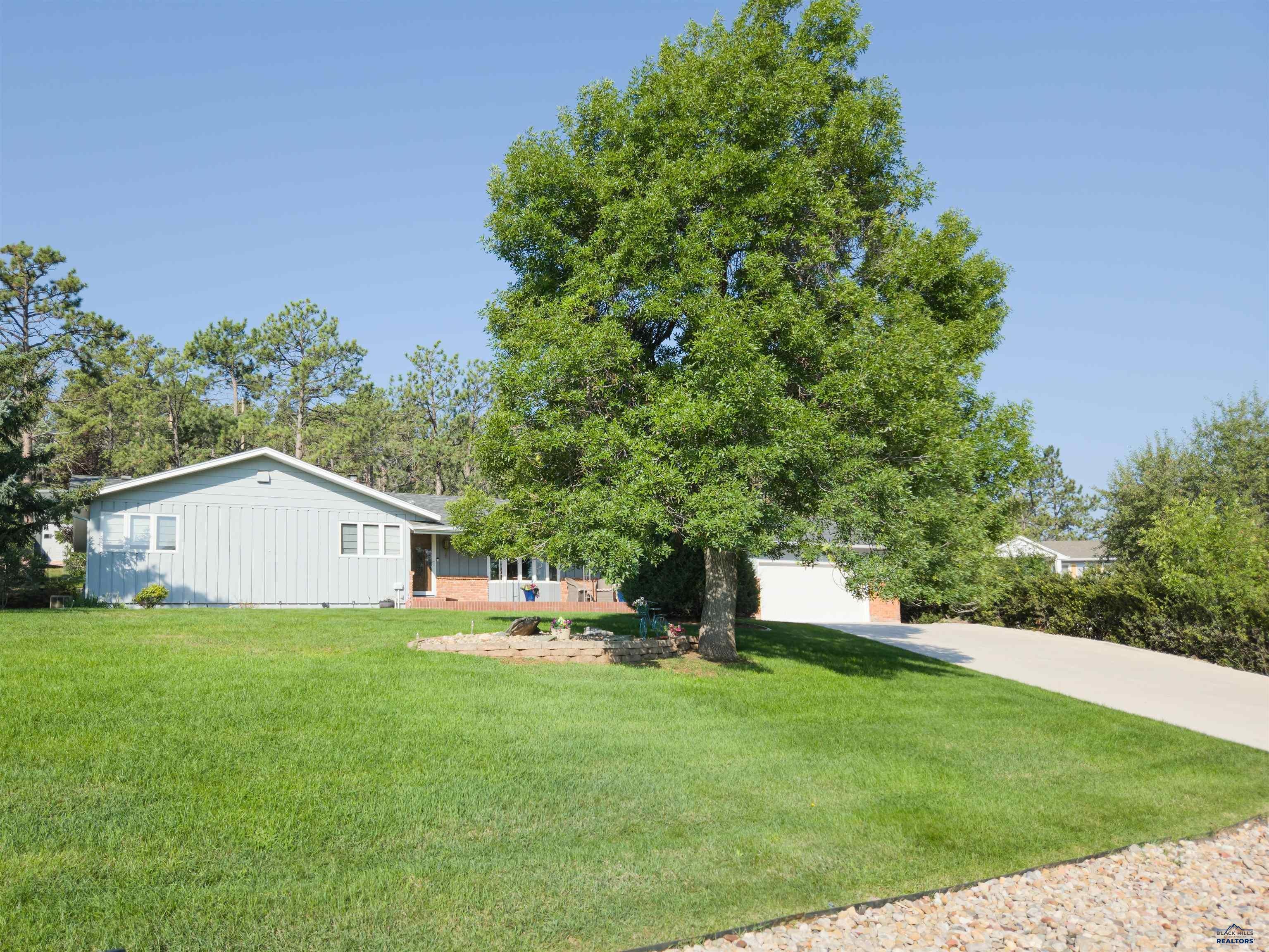 625 S BERRY PINE RD
