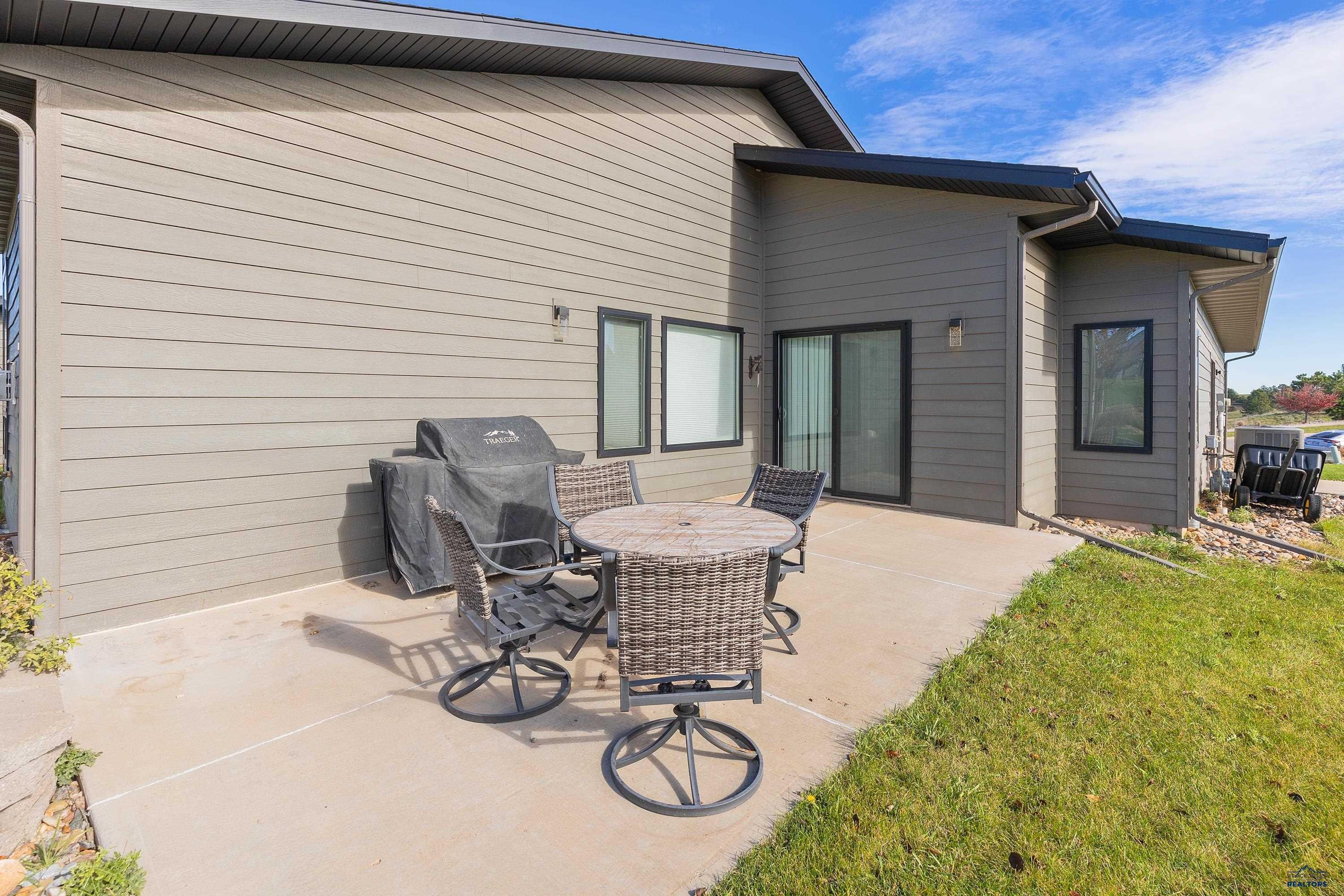 6221 WIND RIVER RD