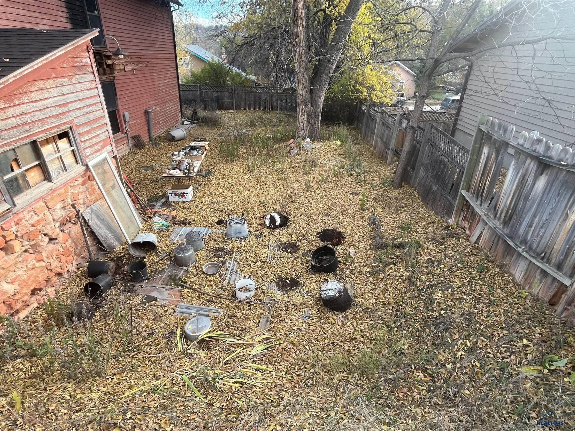 1902 EDGEWOOD TERRACE