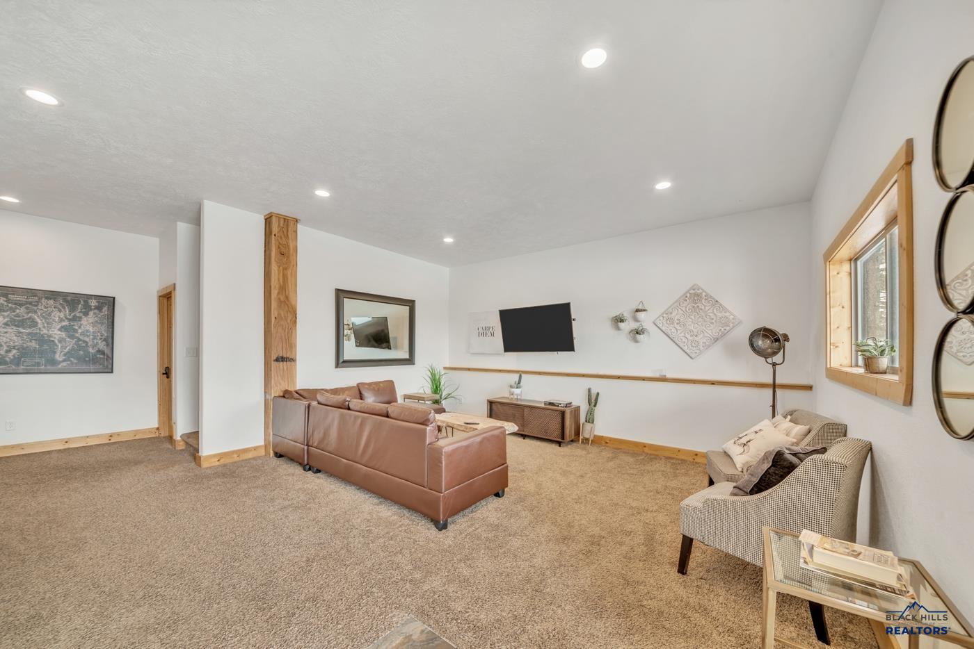 Lead, South Dakota, 57754, United States, 4 Bedrooms Bedrooms, ,3 BathroomsBathrooms,Residential,Active,2006807
