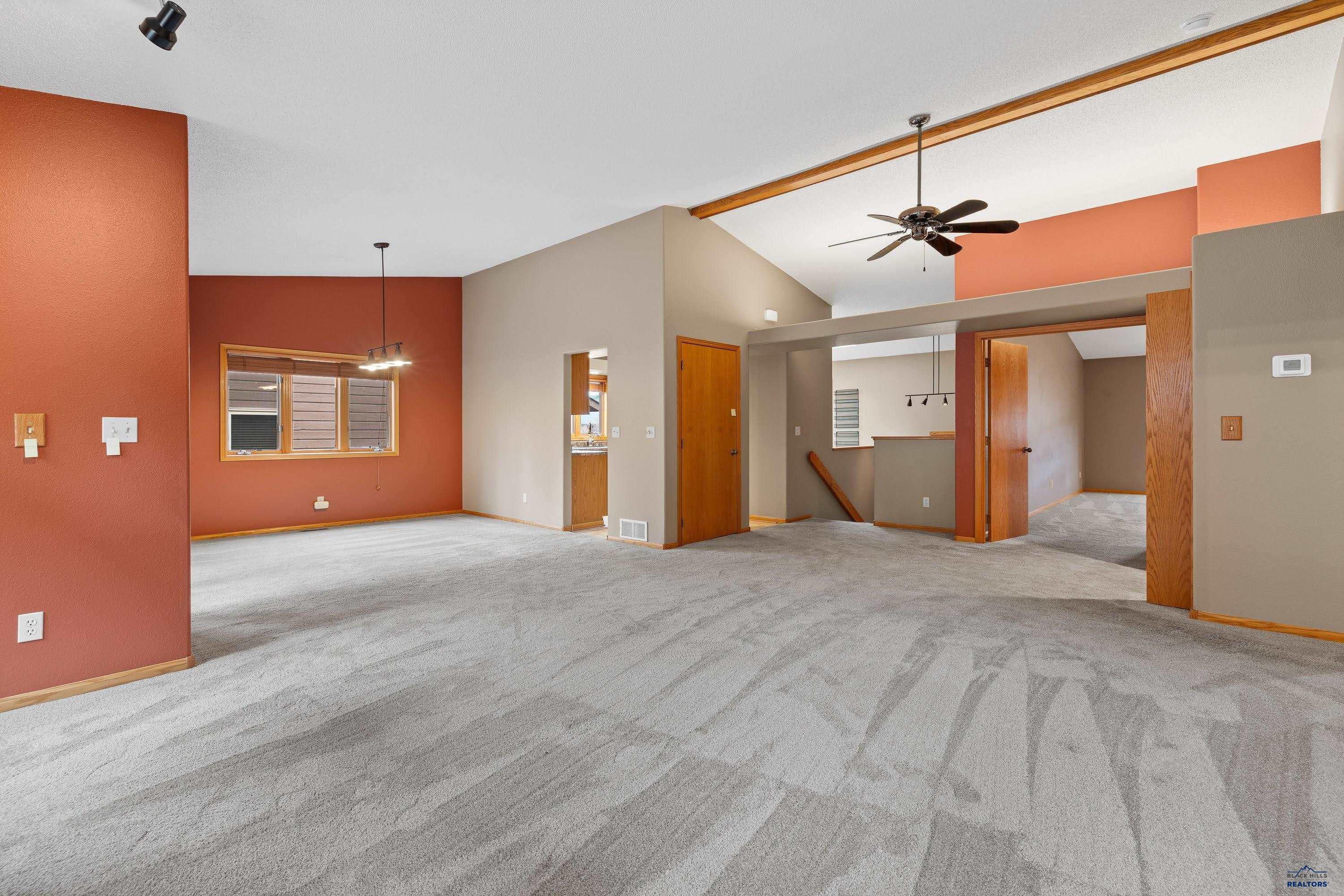 1212 MOUNTAIN SPRINGS RD