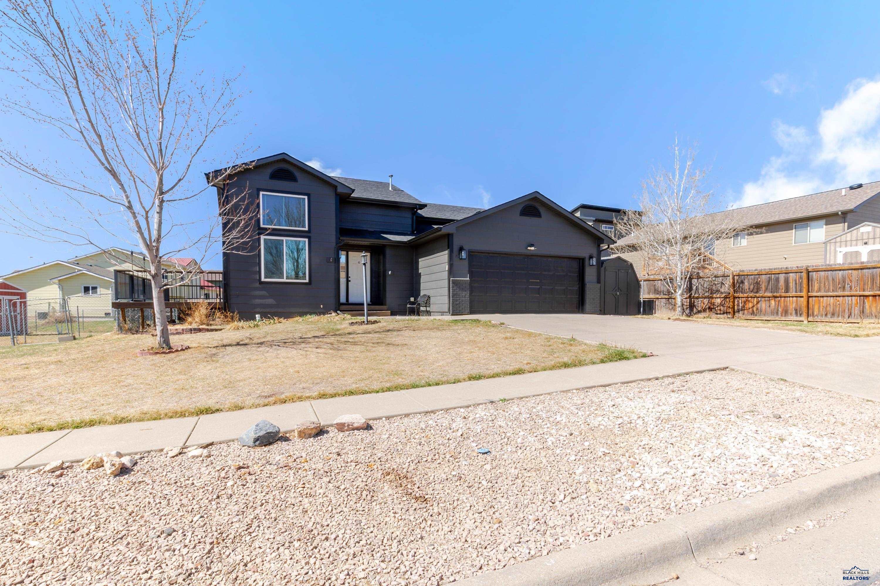 1201 COPPERFIELD DR