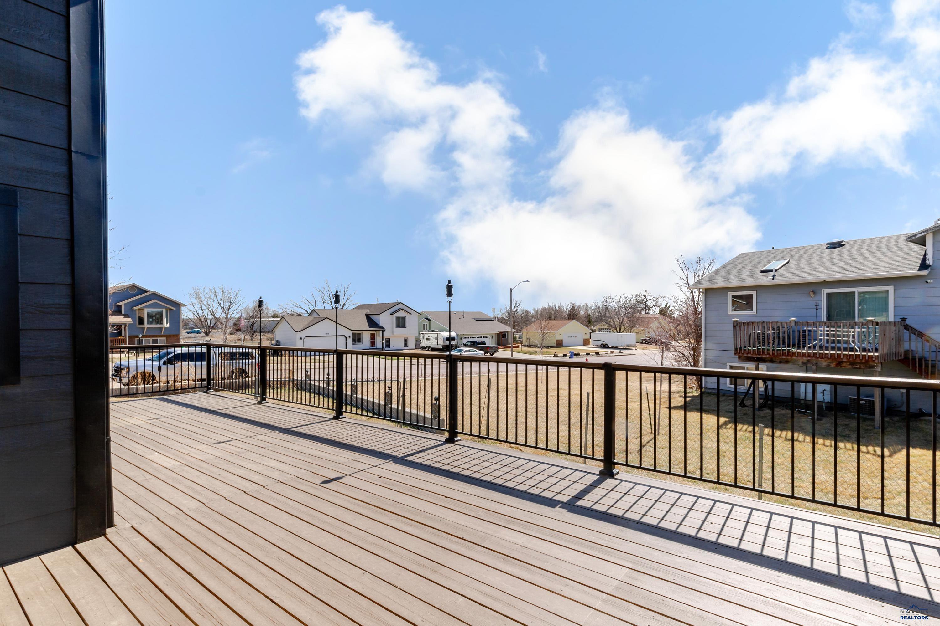1201 COPPERFIELD DR