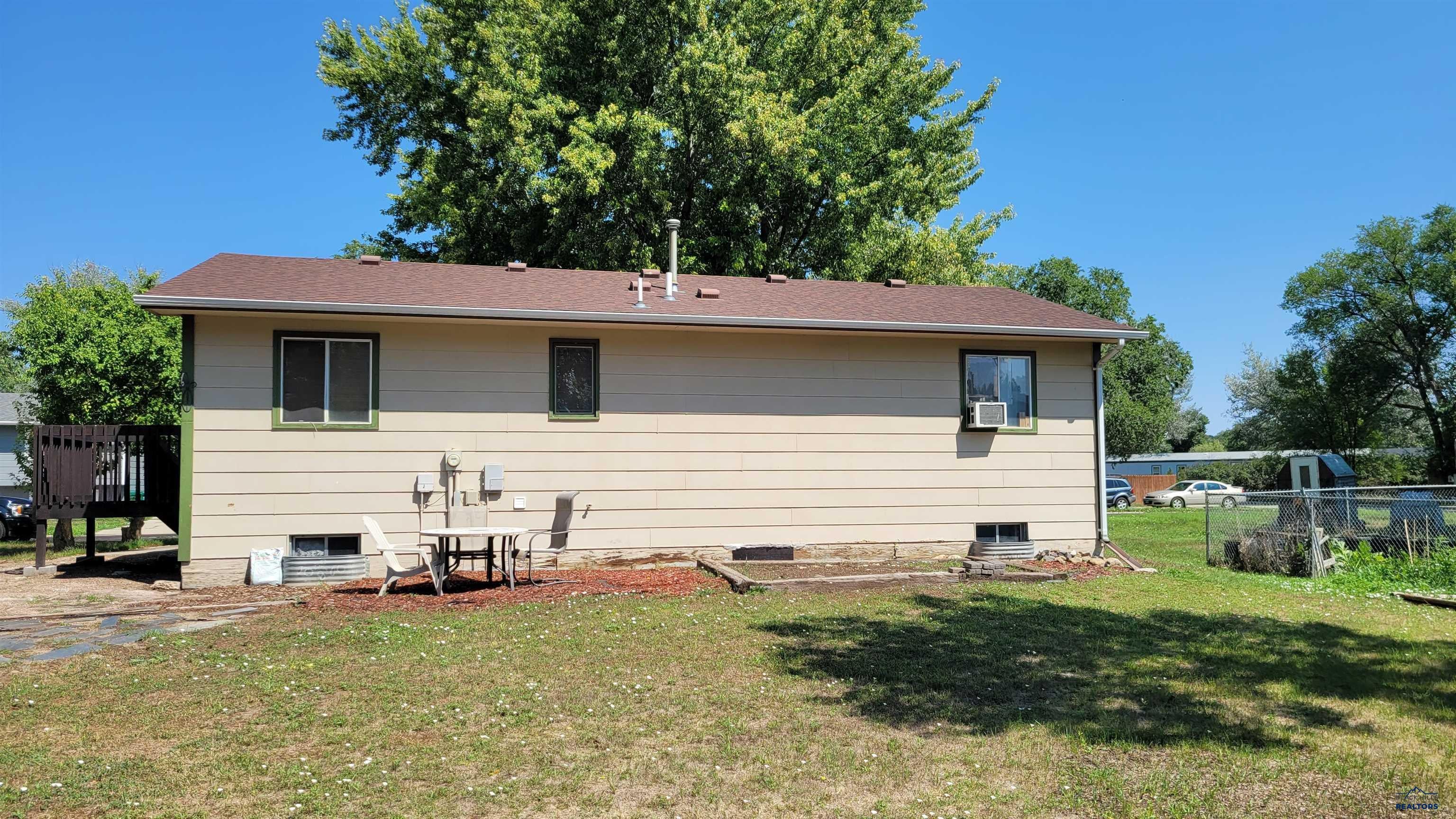 4805 J CT