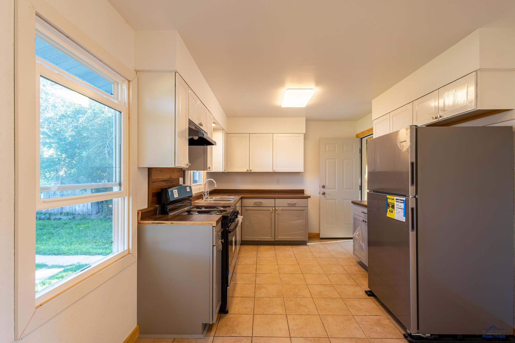 734 ST JOSEPH