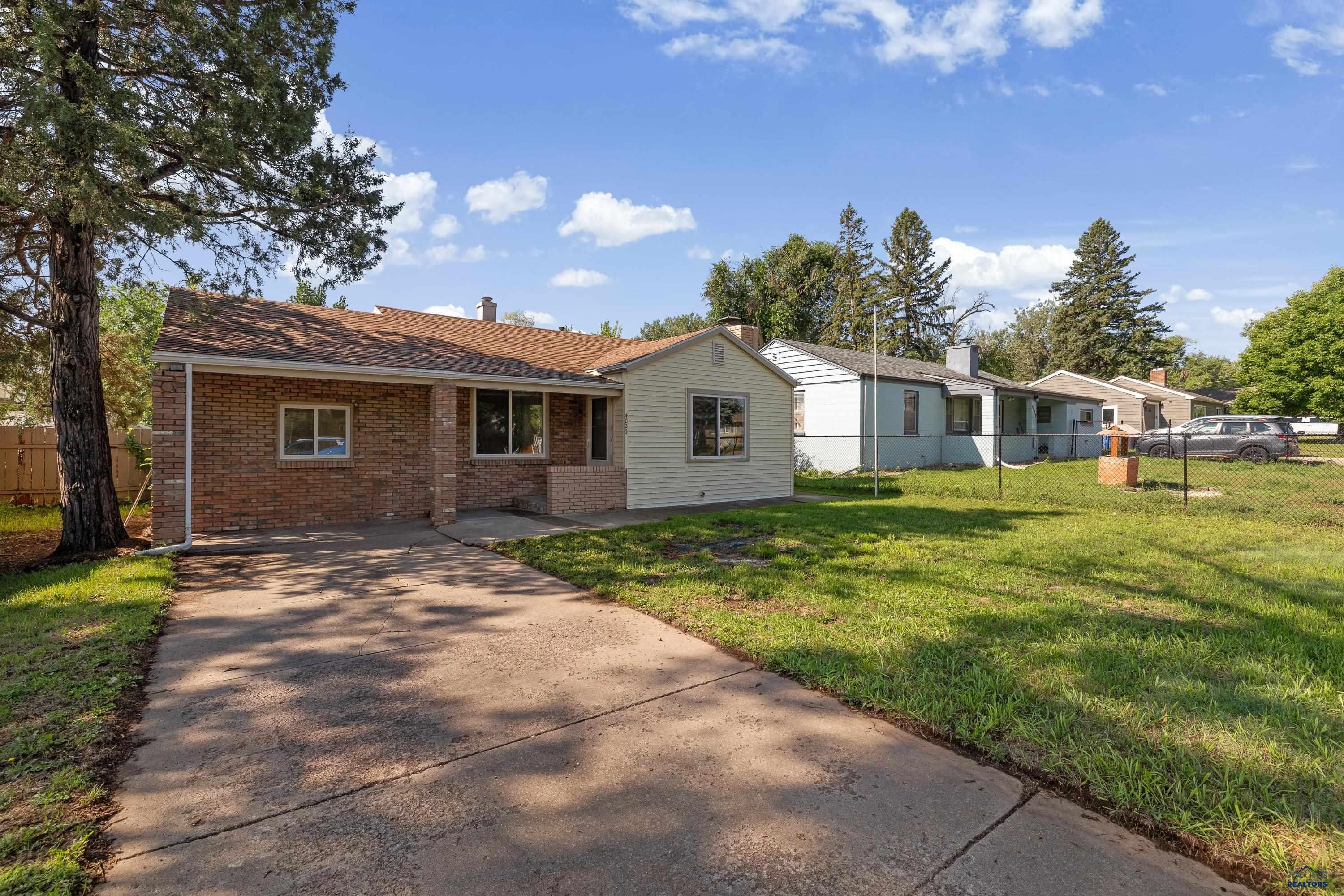 4023 W MAIN ST