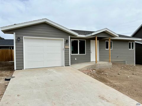1048 Top O\' Hill Ave, Hill City, SD 57745 - MLS#: 167560