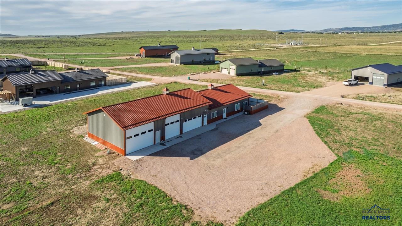 27990 HOUSEBOAT DR