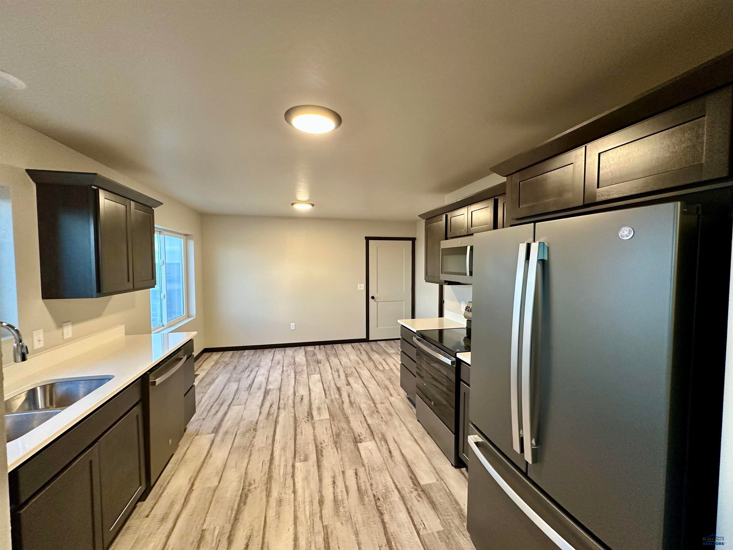 1026 DRIVER CIRCLE
