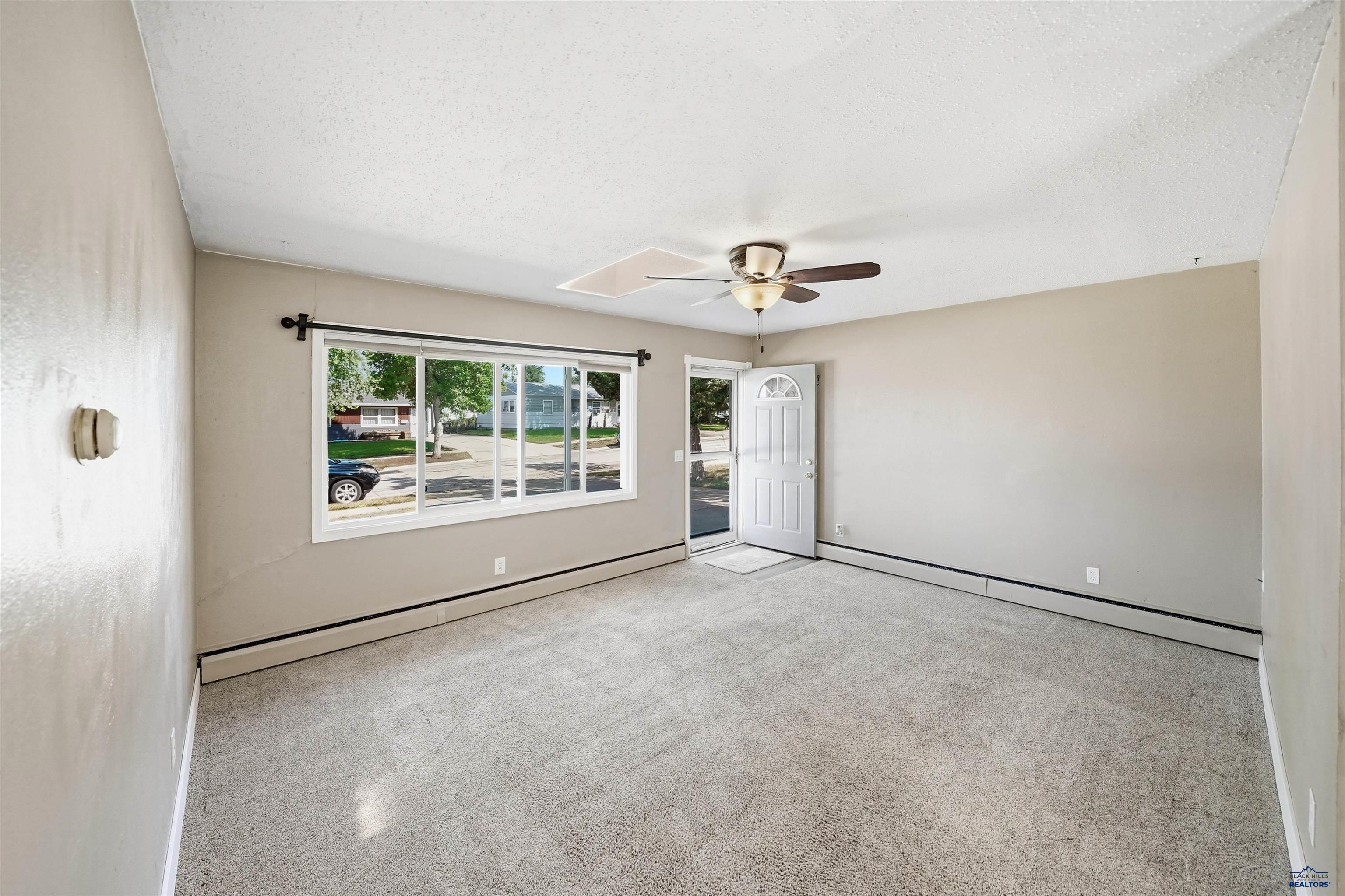 3207 CYPRESS
