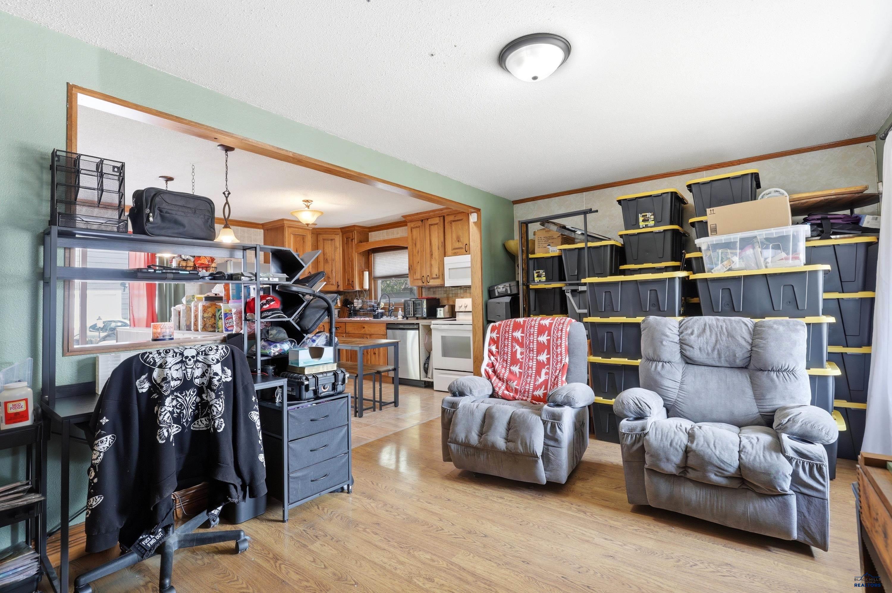 1502 RACINE