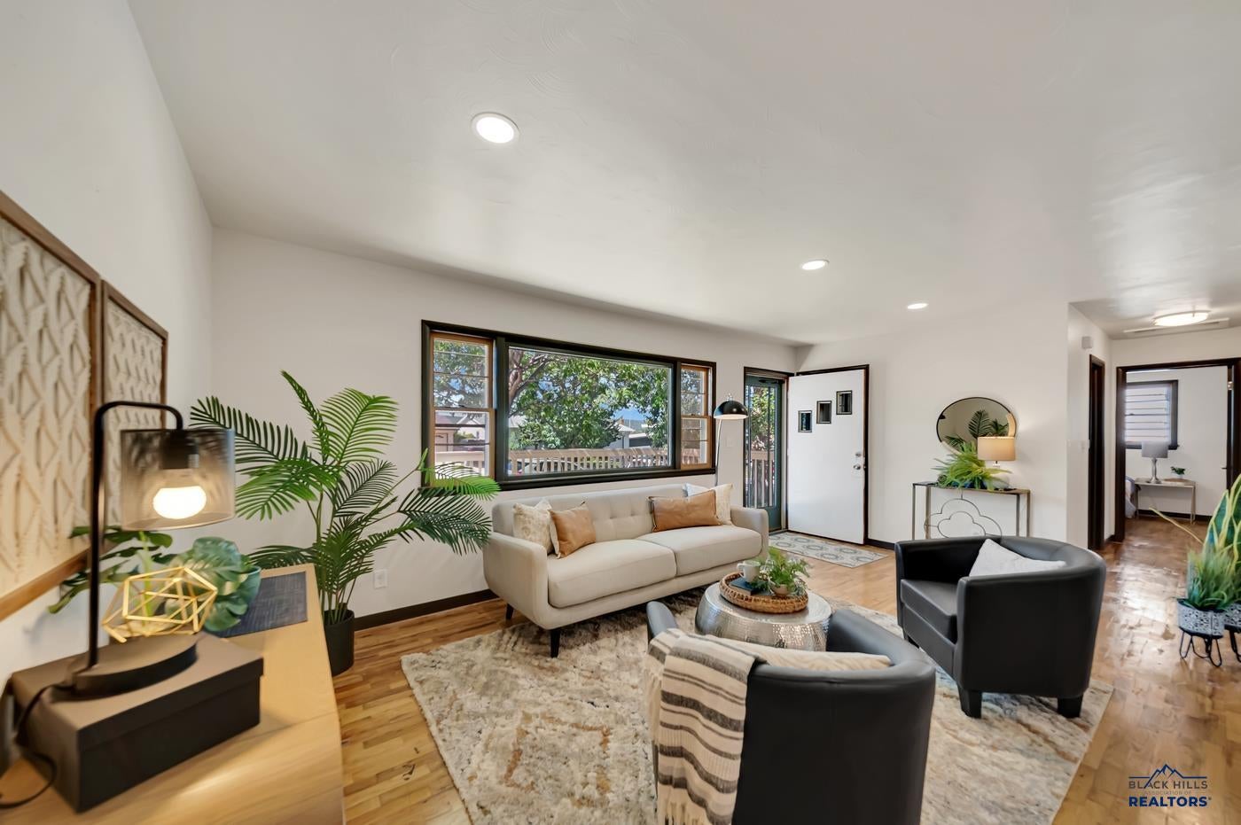 2318 CRUZ DR