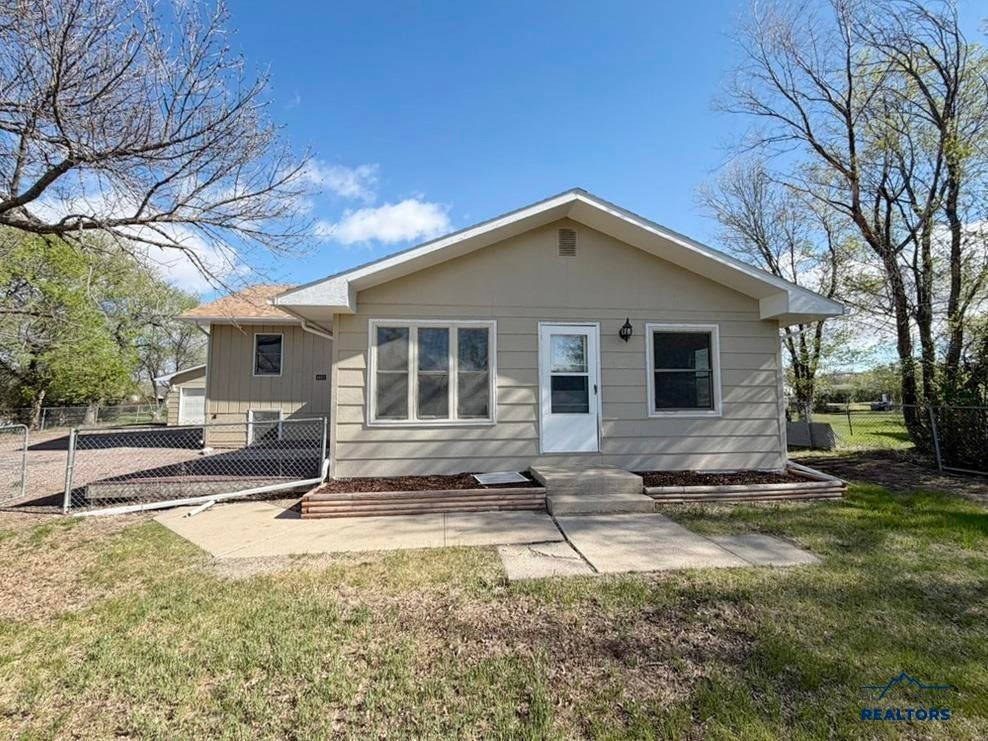 4852 BONNIE LN - Photo 2