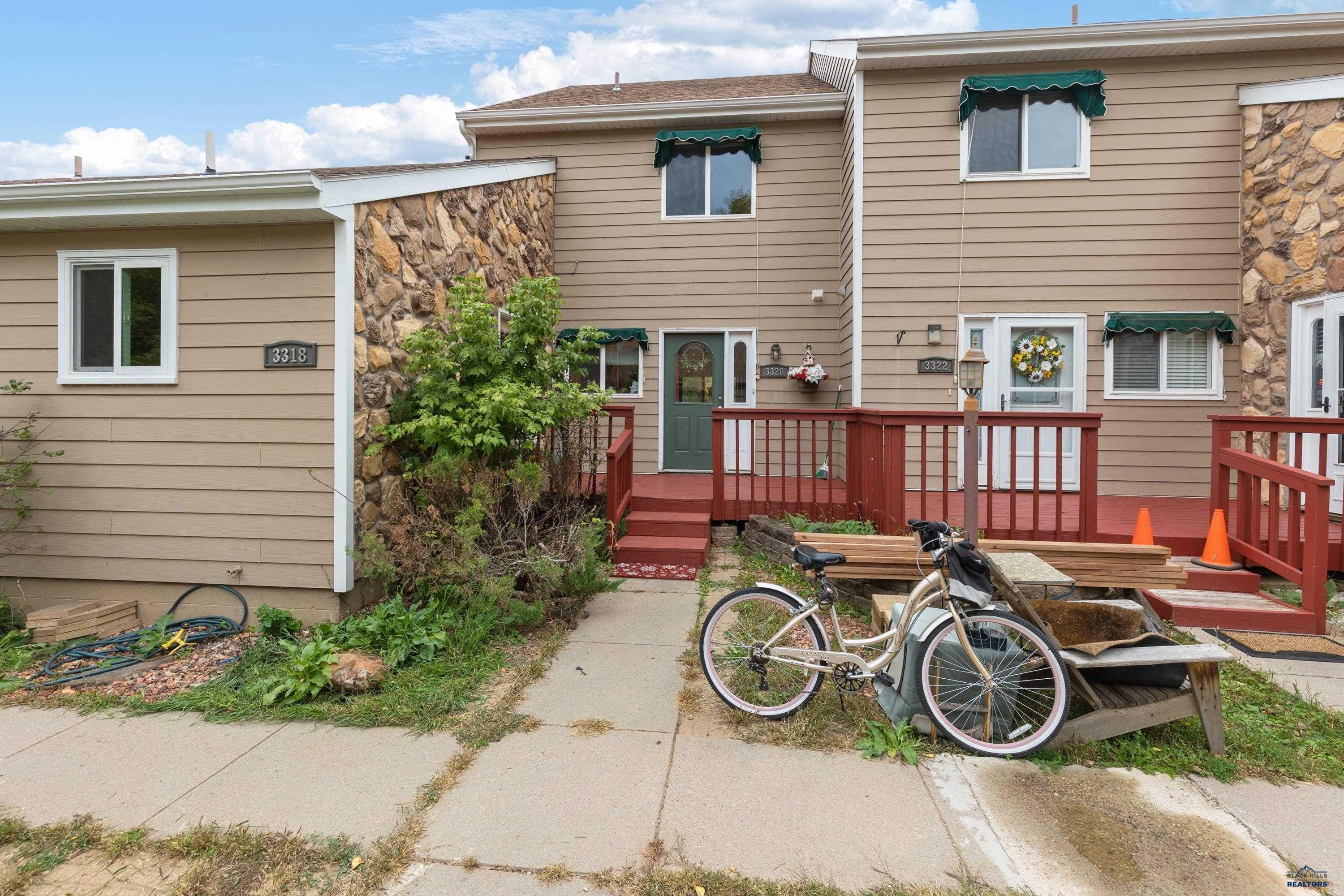 3320 IDLEWILD CT