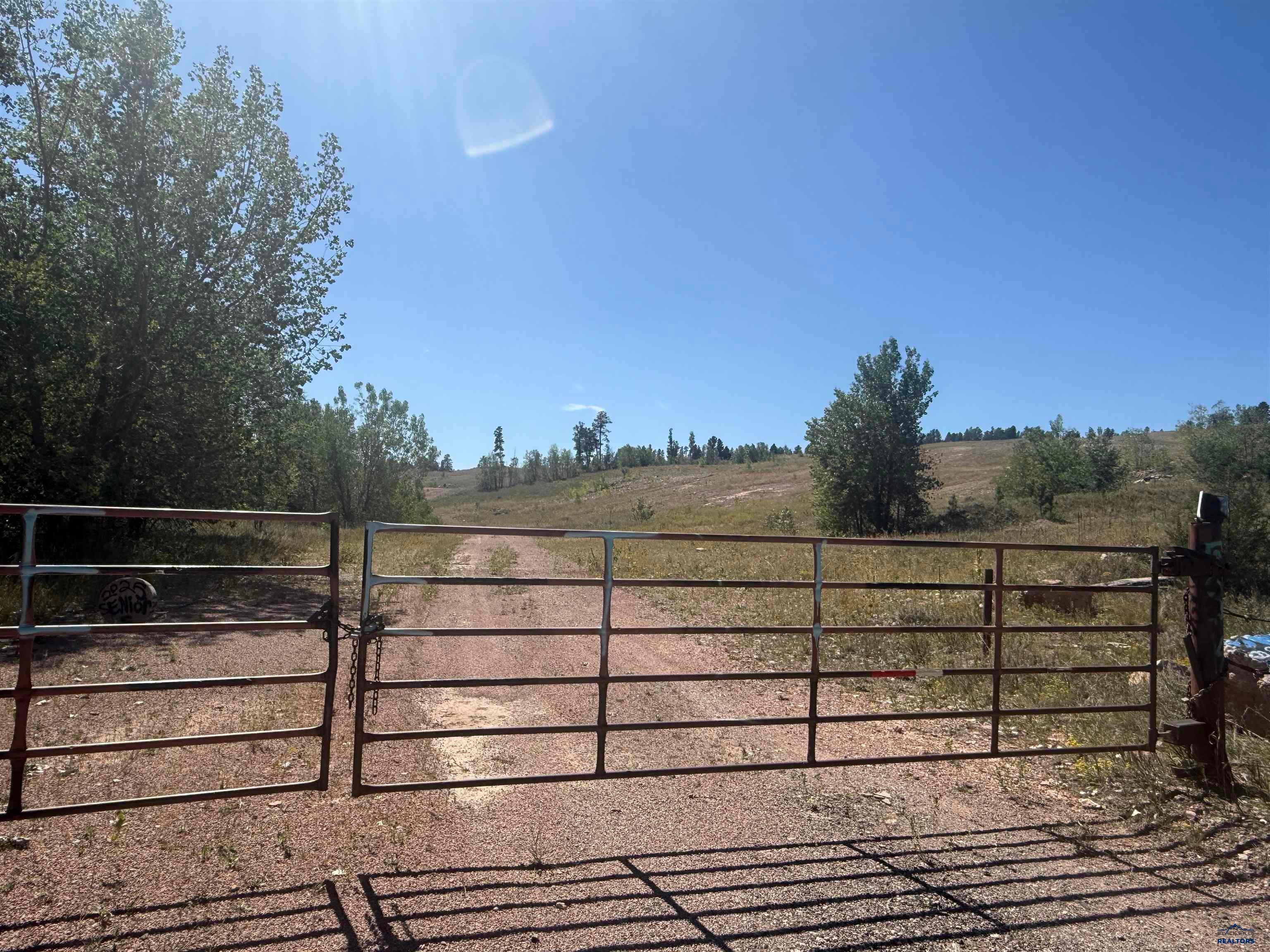 160a HIDDEN VALLEY TRAIL