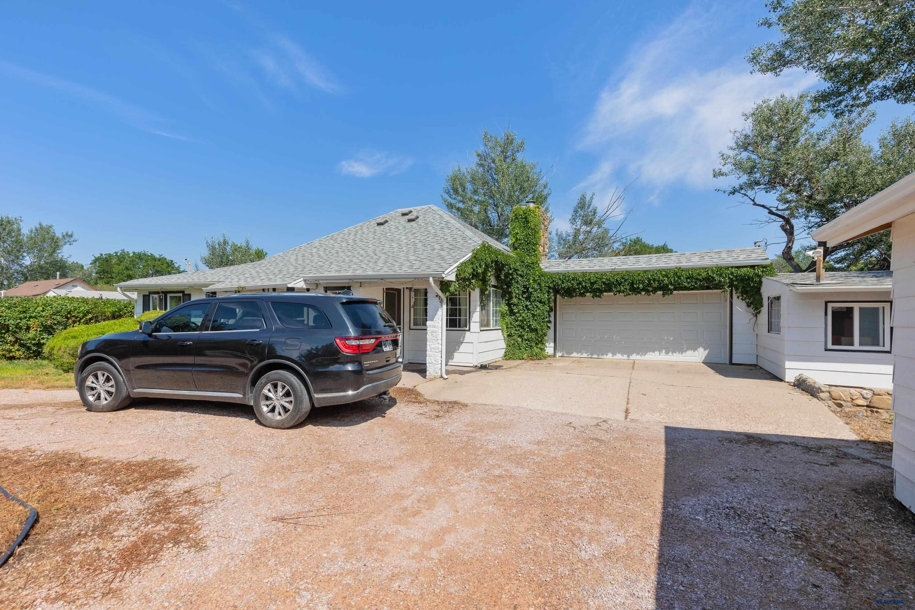 5048 TWILIGHT DR