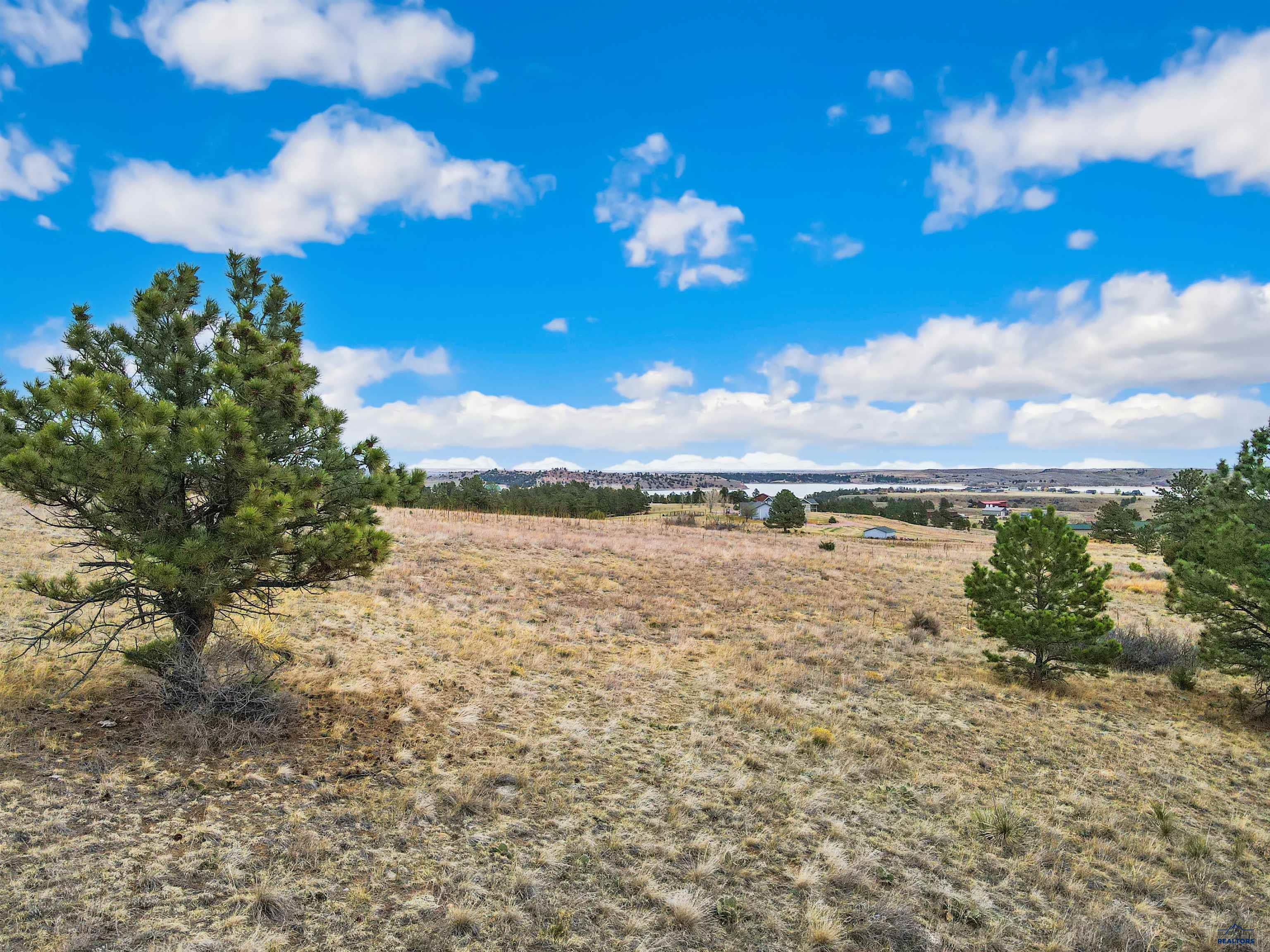 Lot 20 LAKE HILLS RD