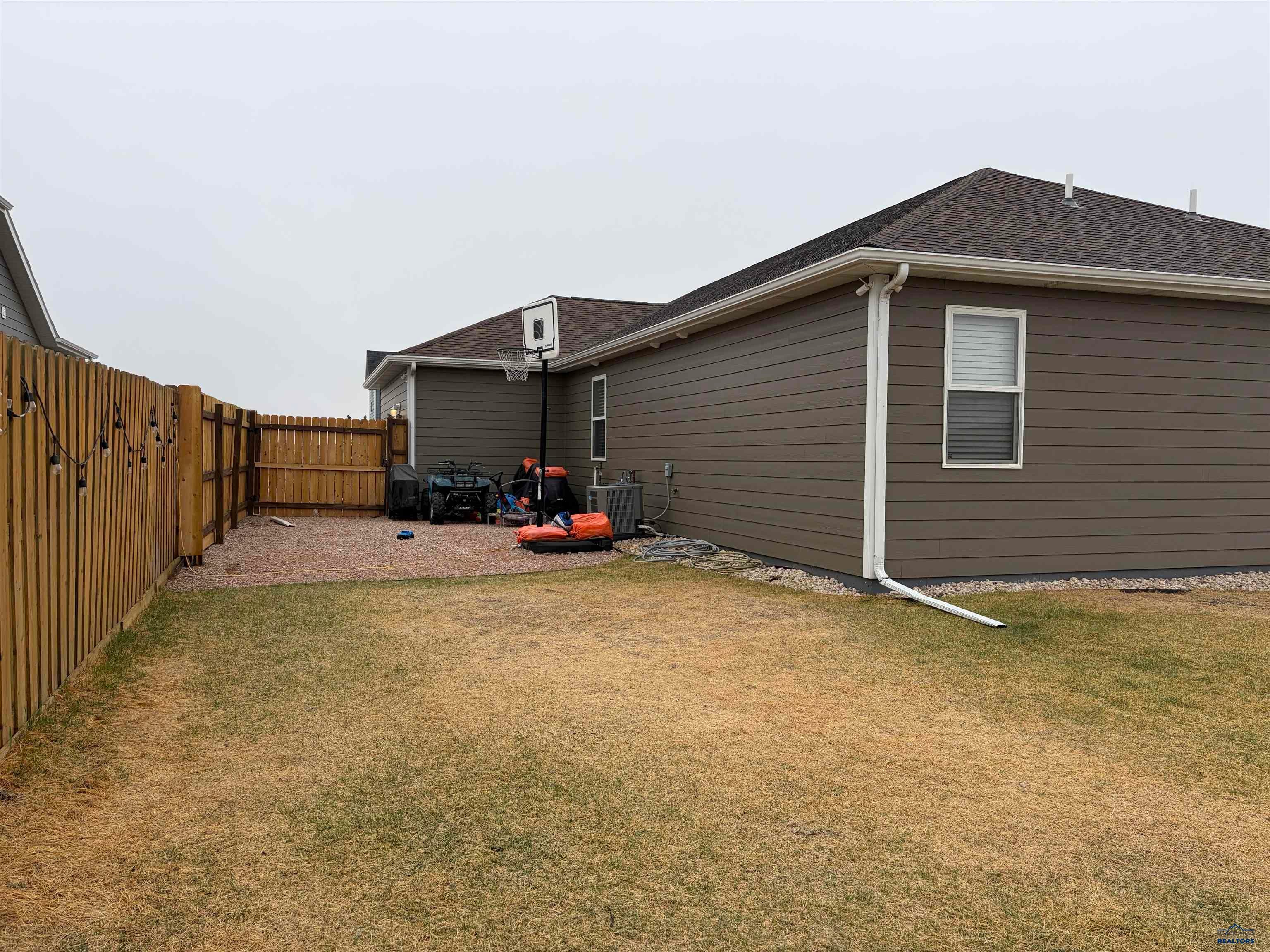 505 SOLOMON CT